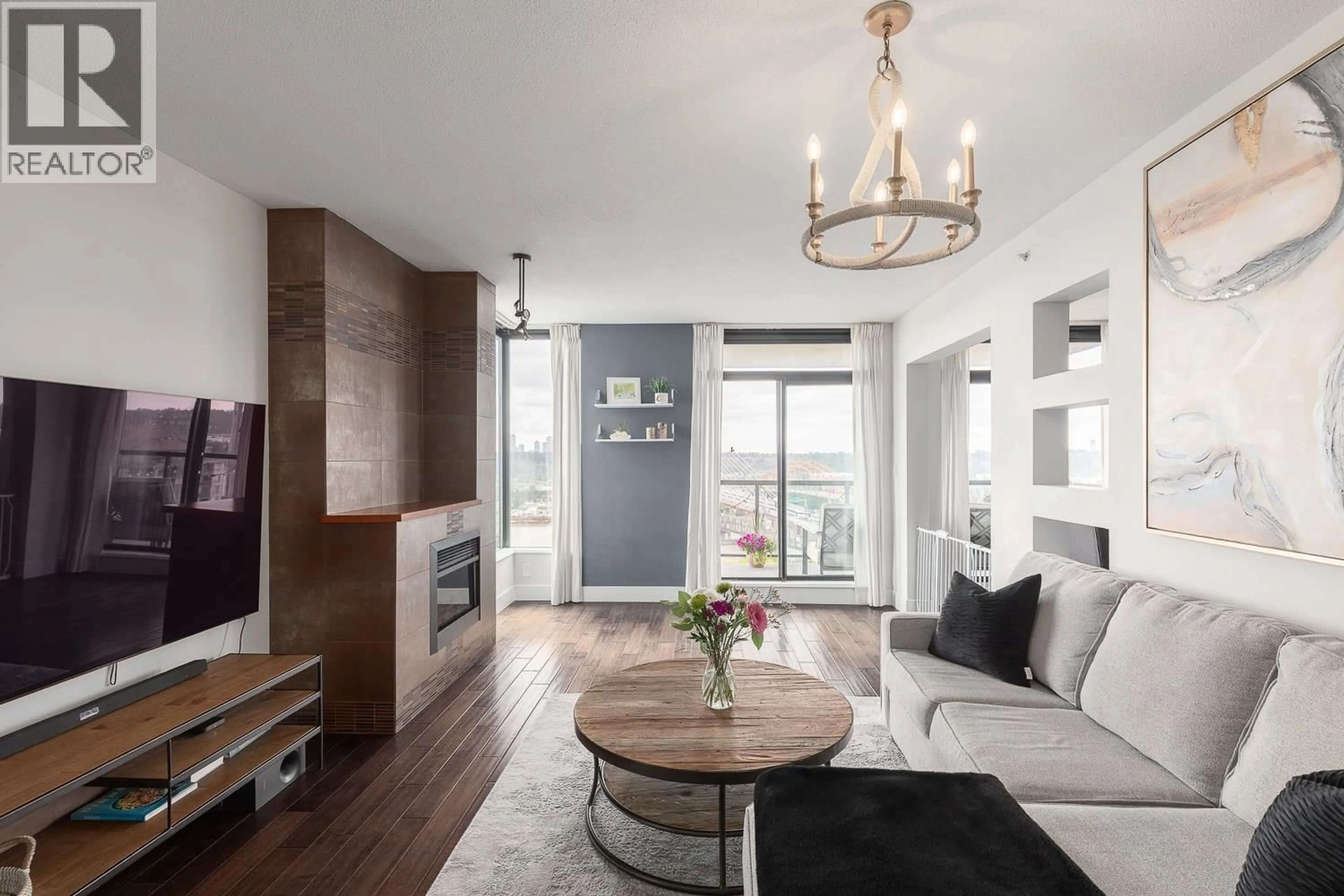 Living room with furniture, wood/laminate floor for 1603 - 11 ROYAL AVENUE, New Westminster British Columbia V3L0A8