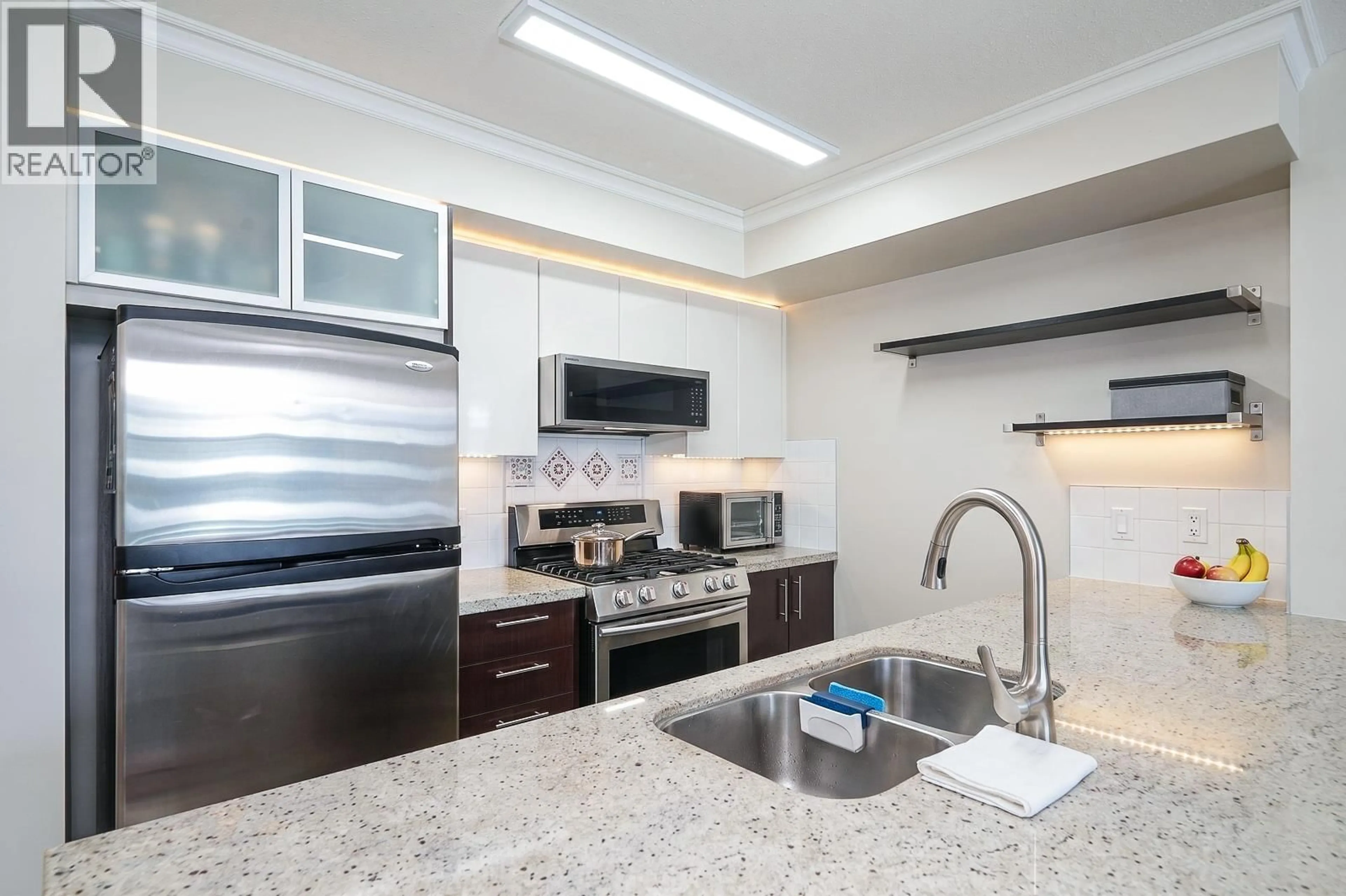 Standard kitchen, ceramic/tile floor for 802 - 2289 YUKON CRESCENT, Burnaby British Columbia V5C0B2