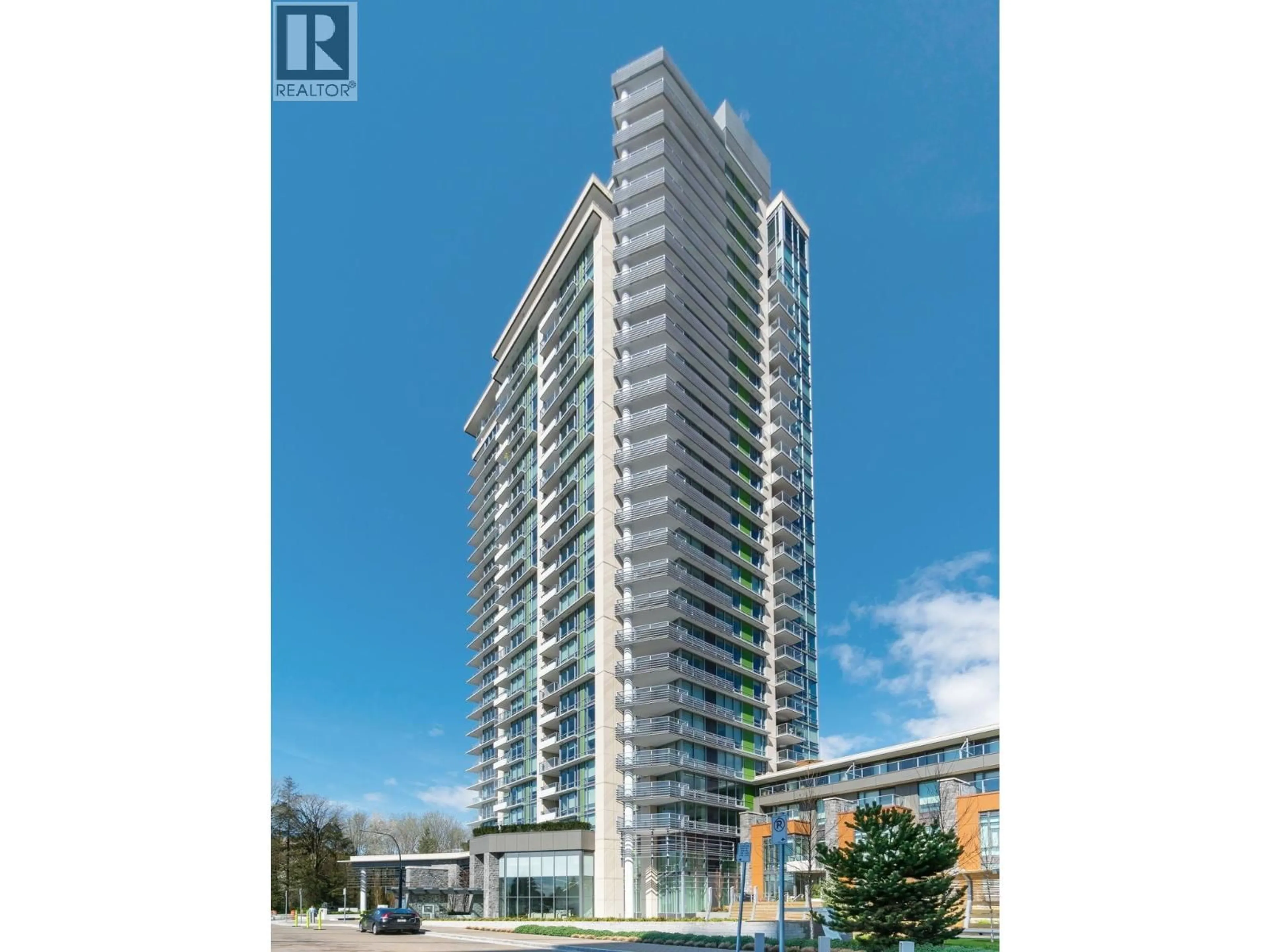 Indoor foyer for 707 - 680 SEYLYNN CRESCENT, North Vancouver British Columbia V7J0B5