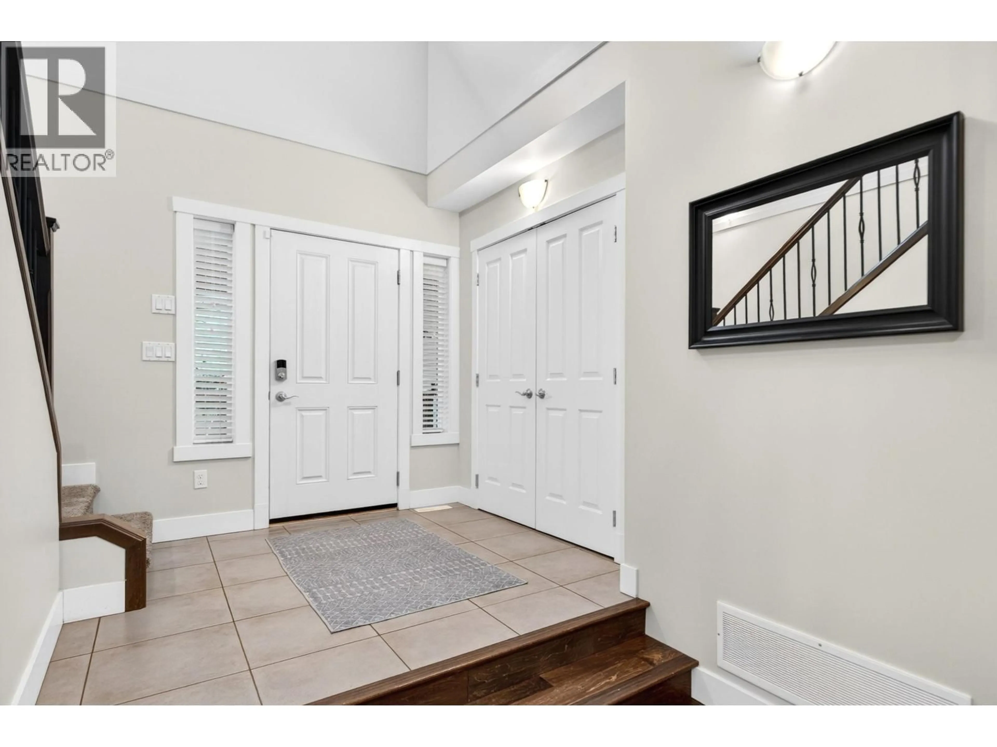 Indoor entryway for 13545 229 LOOP, Maple Ridge British Columbia V4R0E5