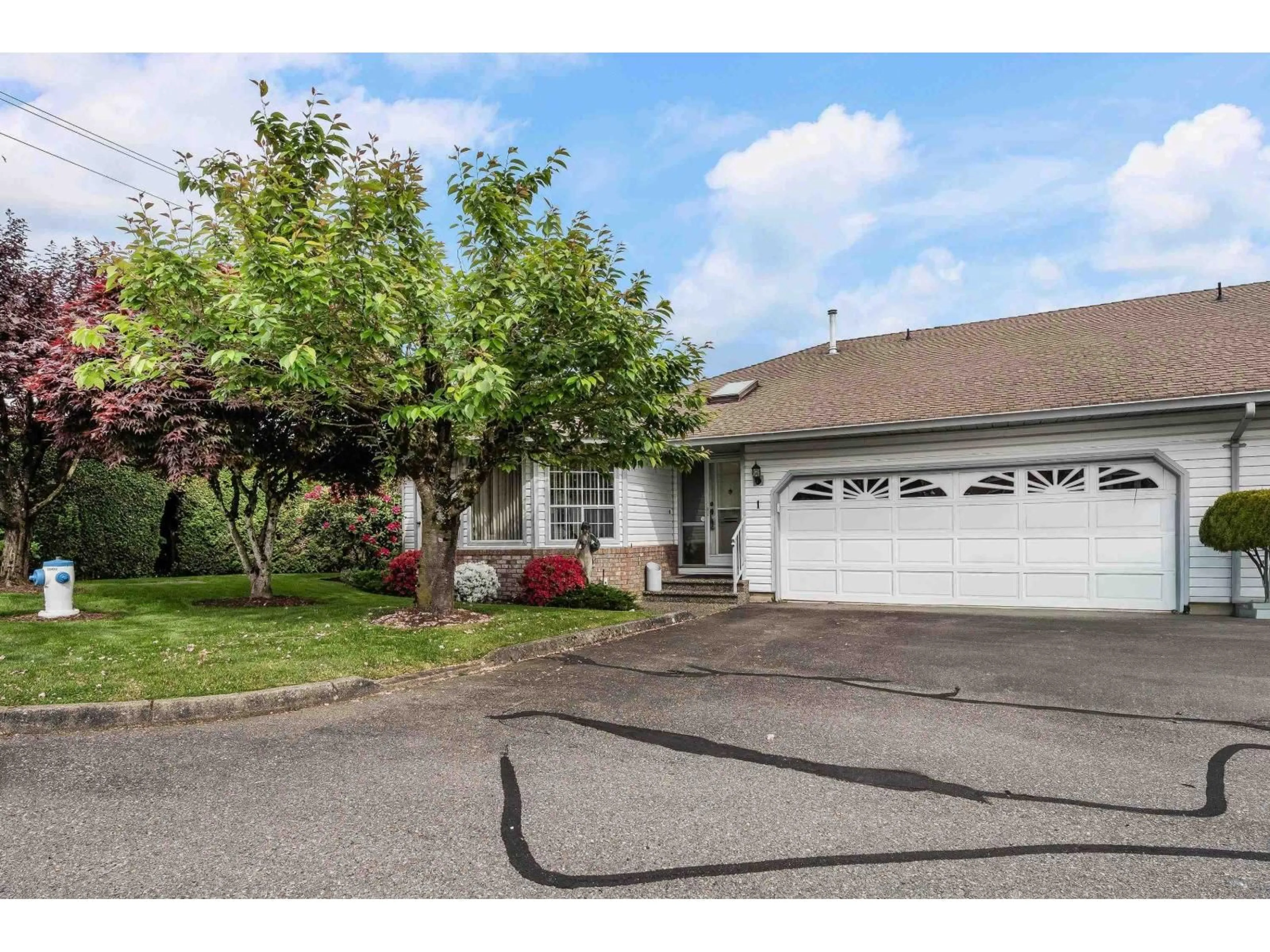 Unknown for 1 - 2988 HORN STREET, Abbotsford British Columbia V2S3C1