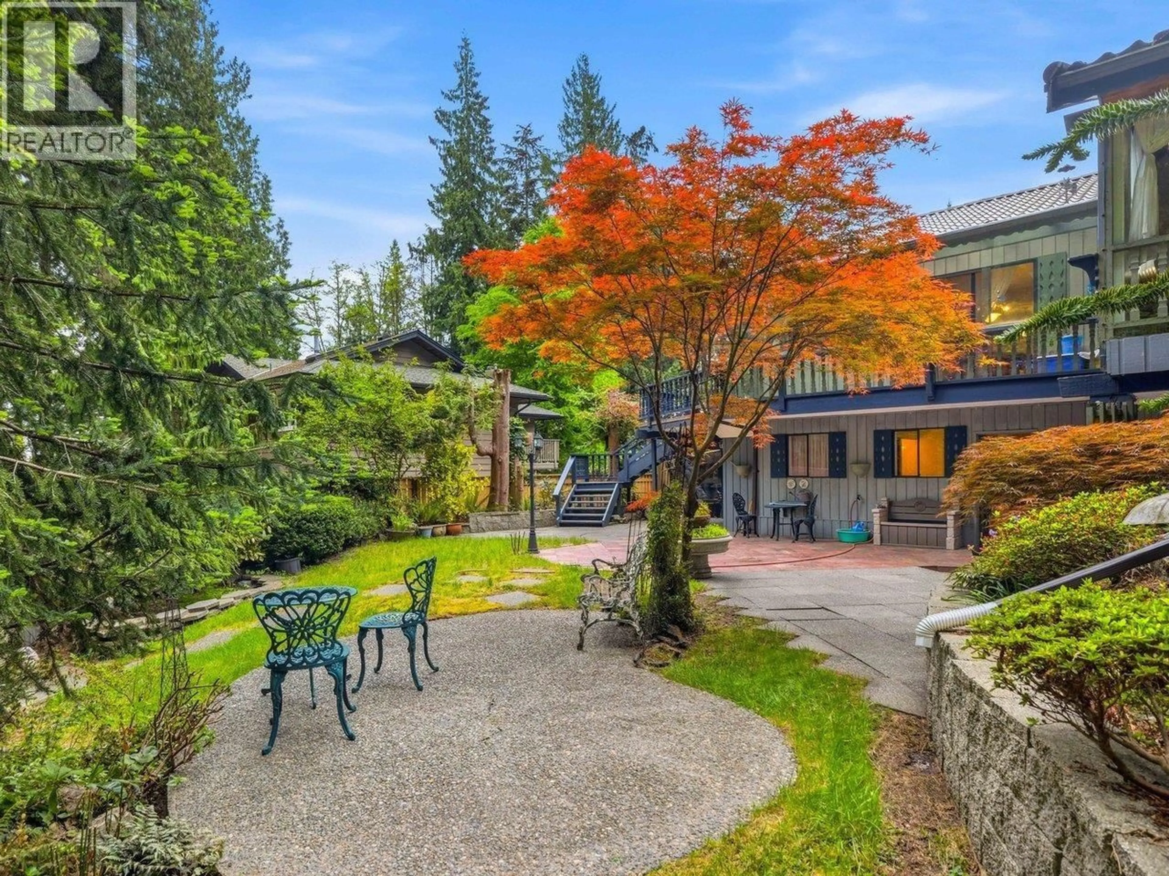 Patio, unknown for 4786 ARMOUR COURT, North Vancouver British Columbia V7K2W6