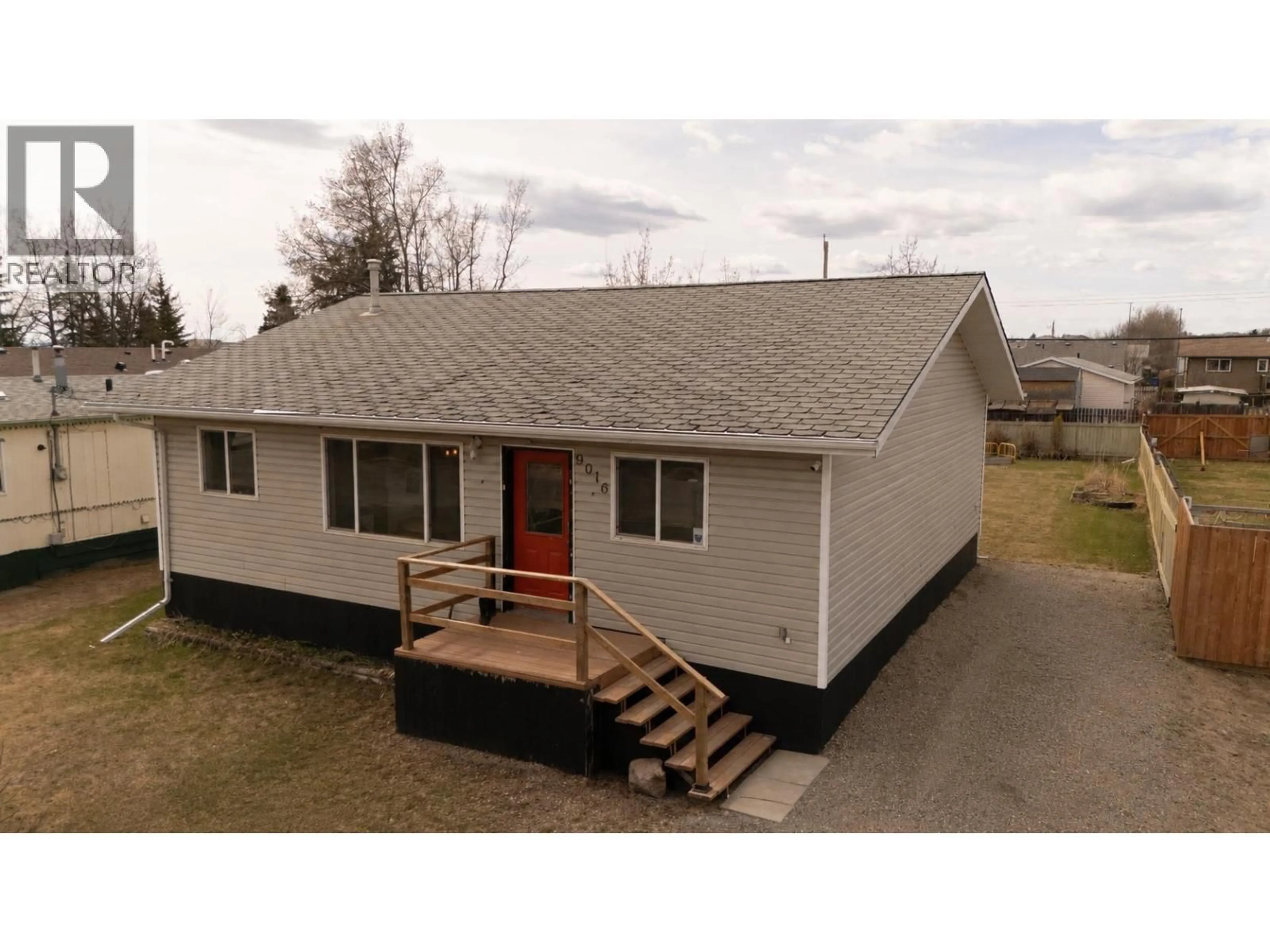 A pic from outside/outdoor area/front of a property/back of a property/a pic from drone, unknown for 9016 77 STREET, Fort St. John British Columbia V1J3A6