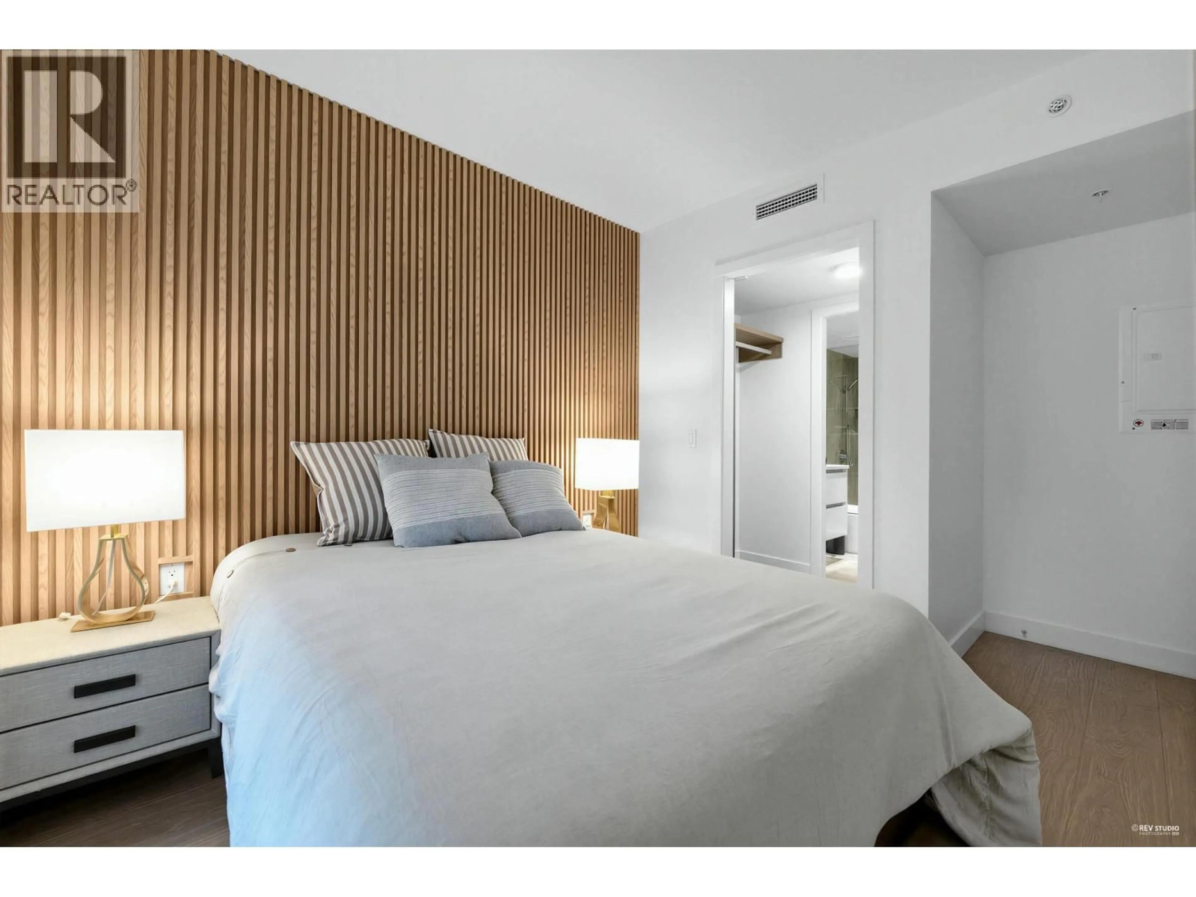 Bedroom with bed, wood/laminate floor for 616 - 6328 NO. 3 ROAD, Richmond British Columbia V6Y0L6