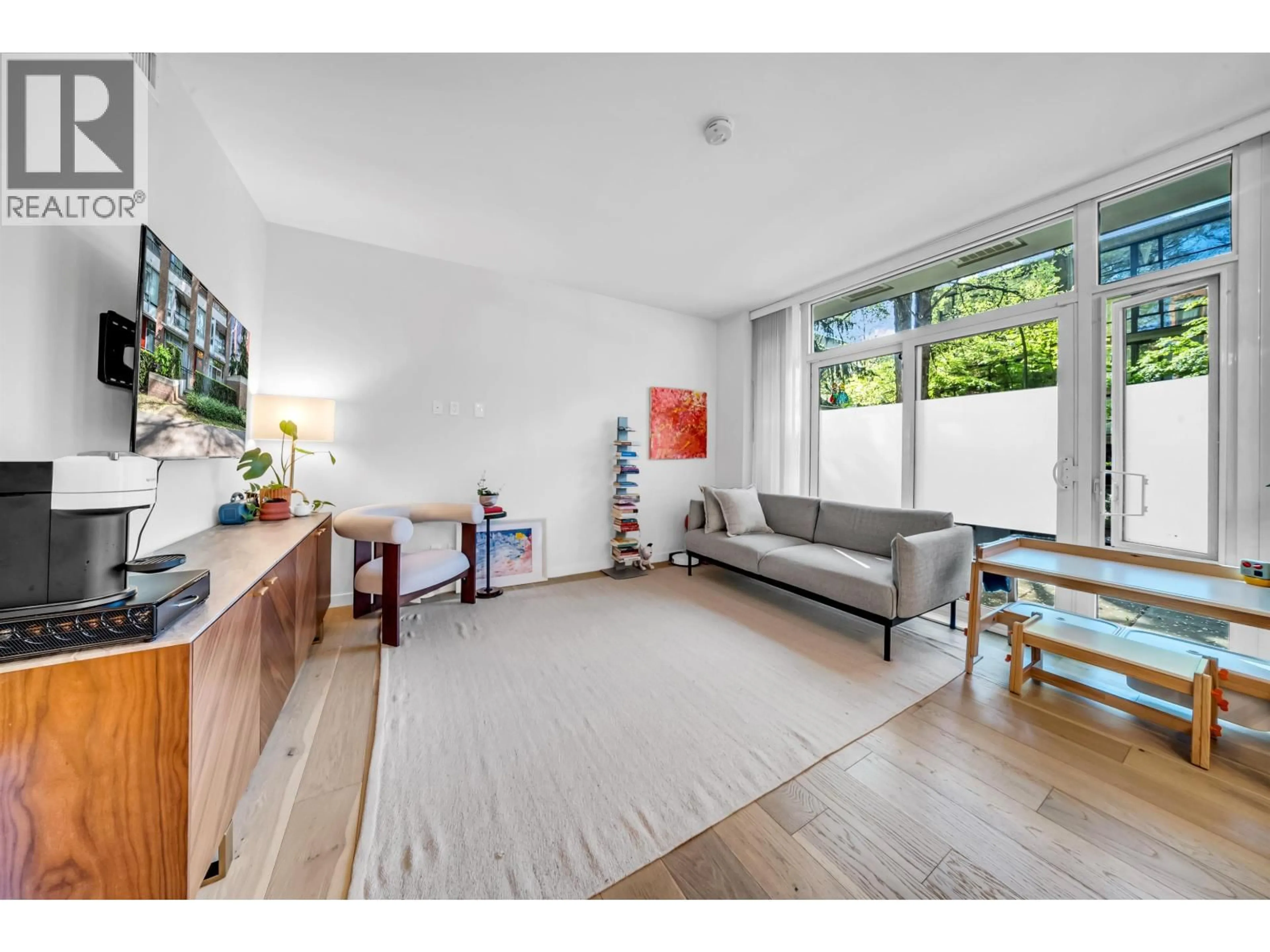 Living room with furniture, unknown for 2021 10TH AVENUE, Vancouver British Columbia V6J0H1
