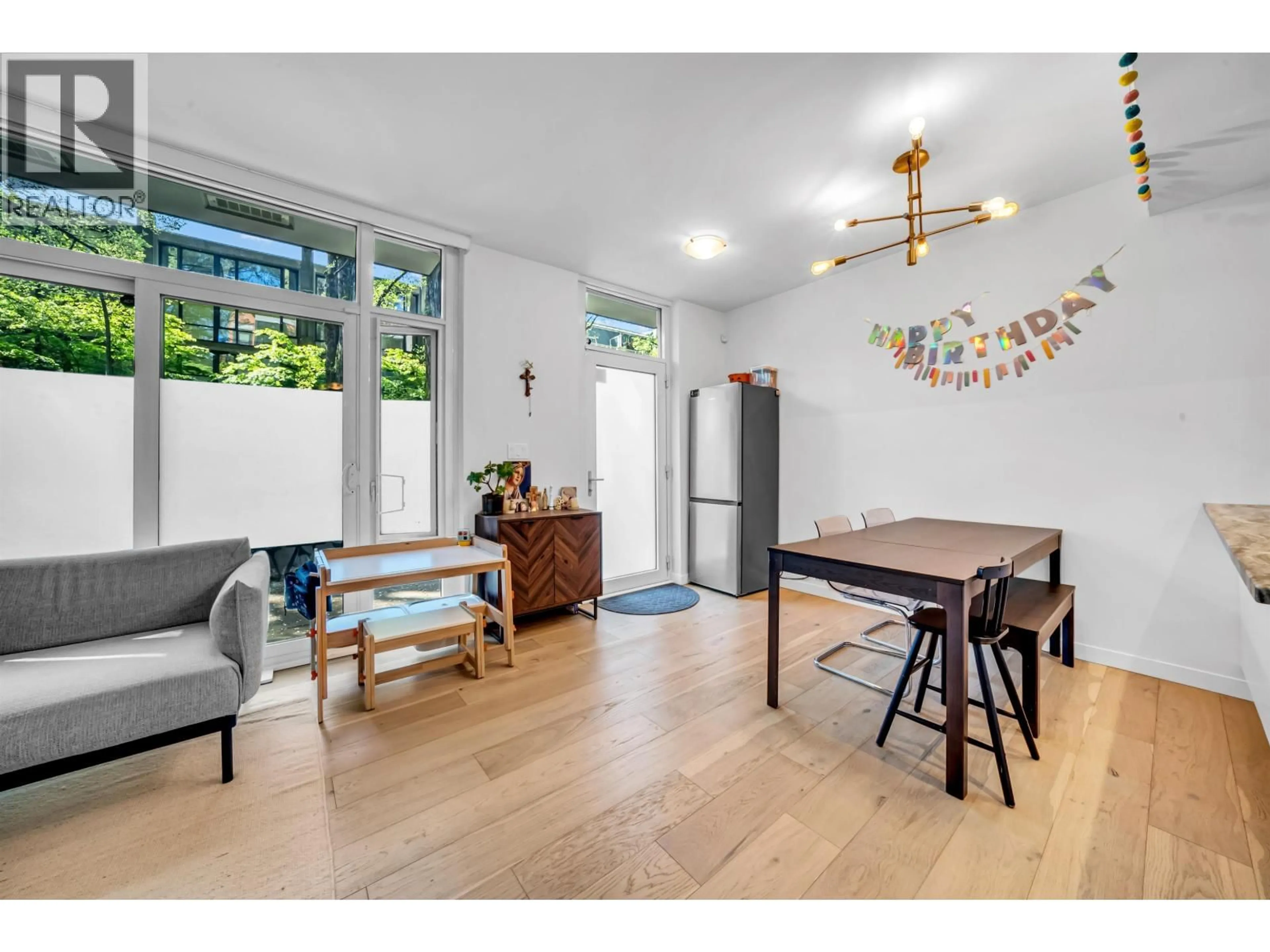 Unknown for 2021 10TH AVENUE, Vancouver British Columbia V6J0H1