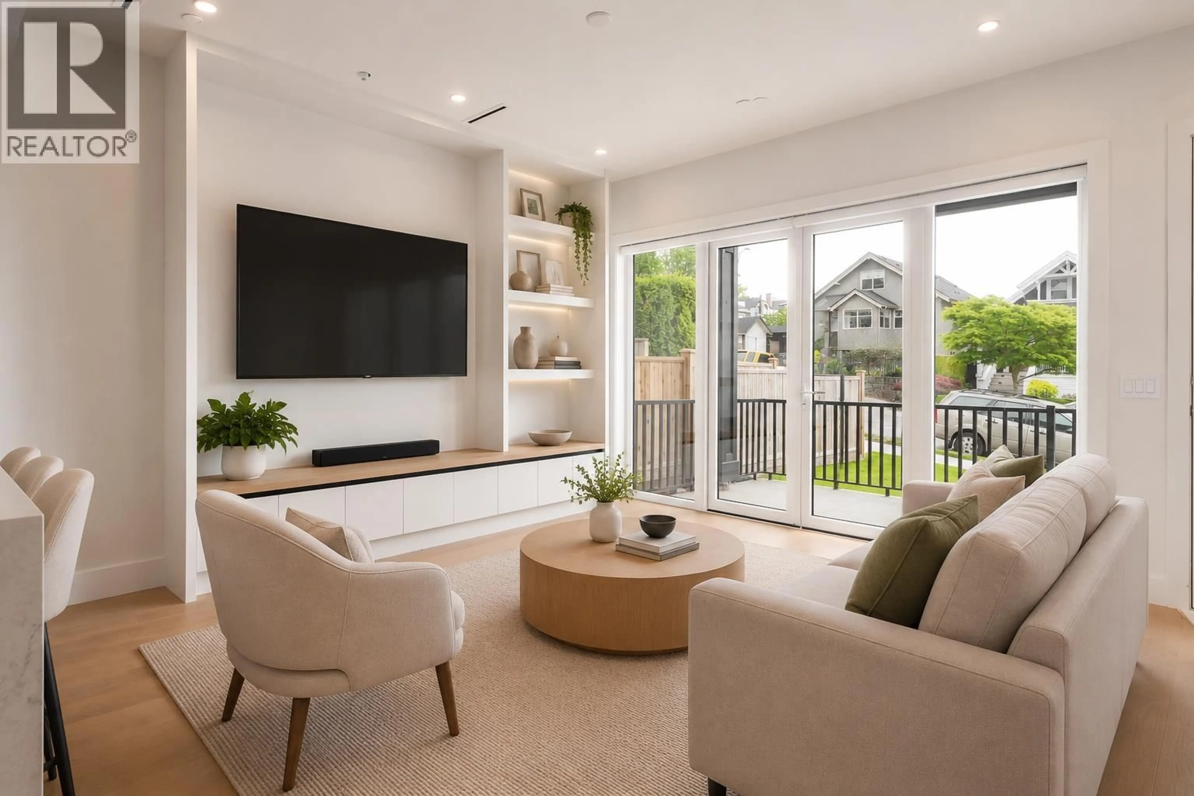 Living room with furniture, unknown for 1 - 3645 DUNDAS STREET, Vancouver British Columbia V5K1S3