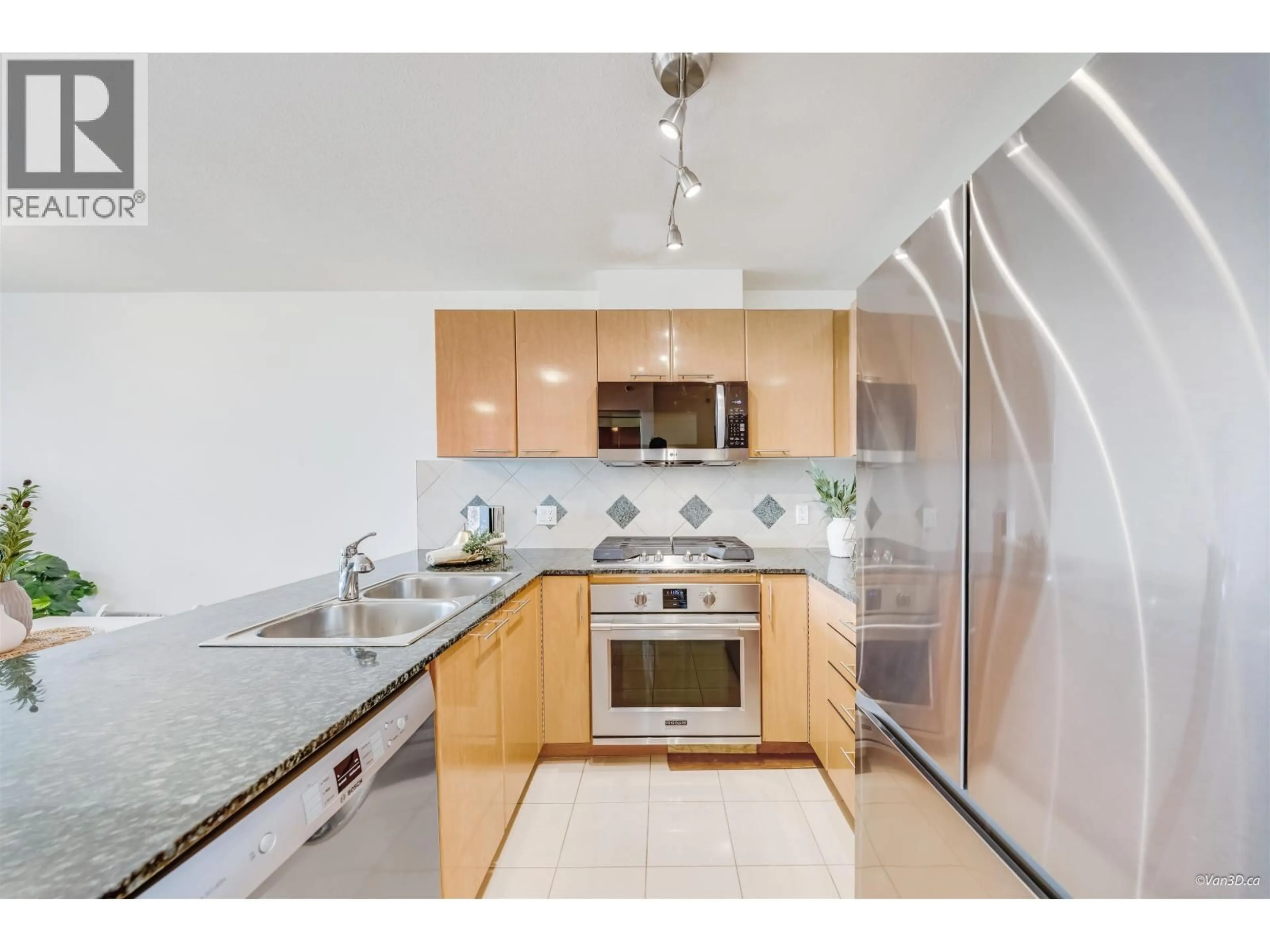 Standard kitchen, unknown for 601 - 5933 COONEY ROAD, Richmond British Columbia V6X4H3