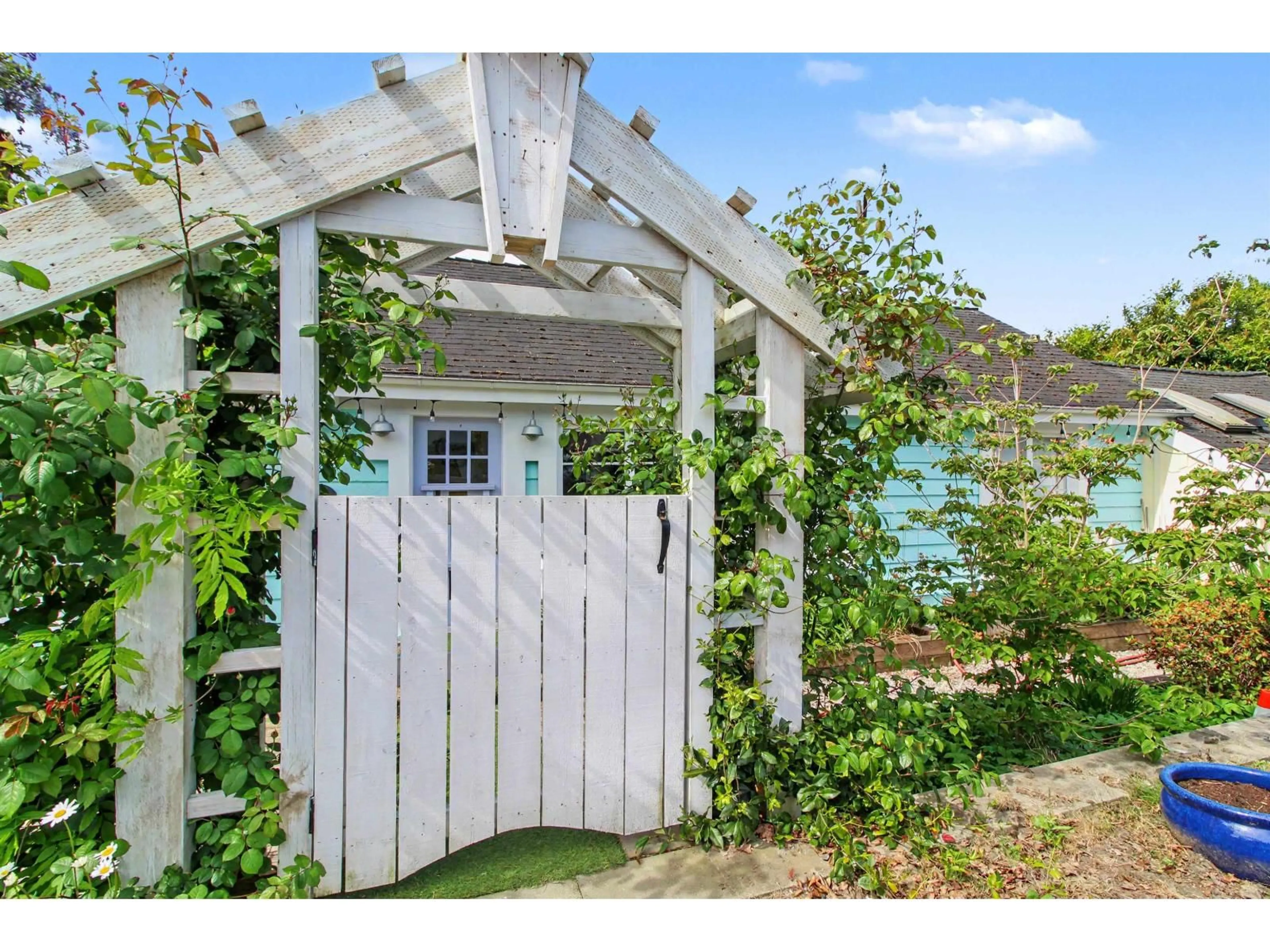 Shed for 12244 SULLIVAN STREET, Surrey British Columbia V4A3B6