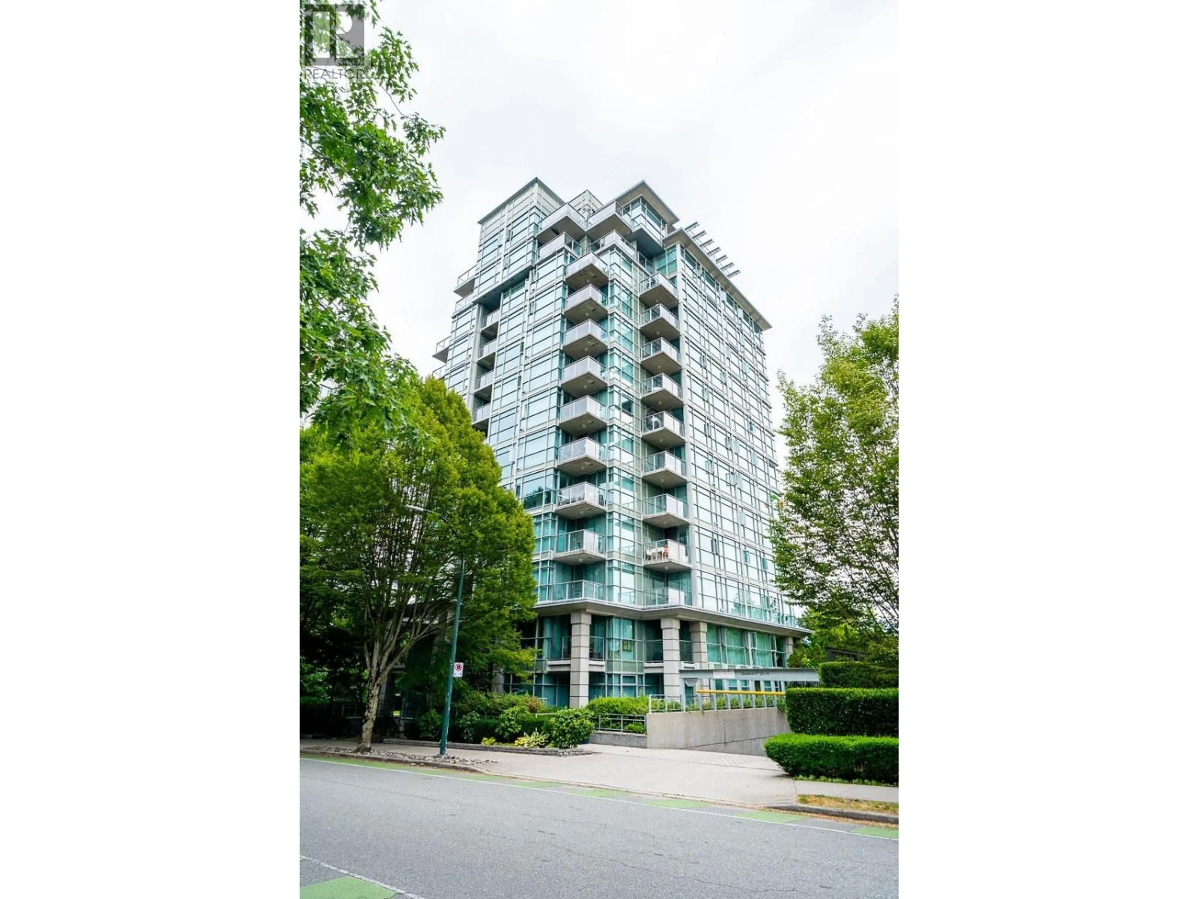 A pic from outside/outdoor area/front of a property/back of a property/a pic from drone, building for 1010 - 1889 ALBERNI STREET, Vancouver British Columbia V6G3G7