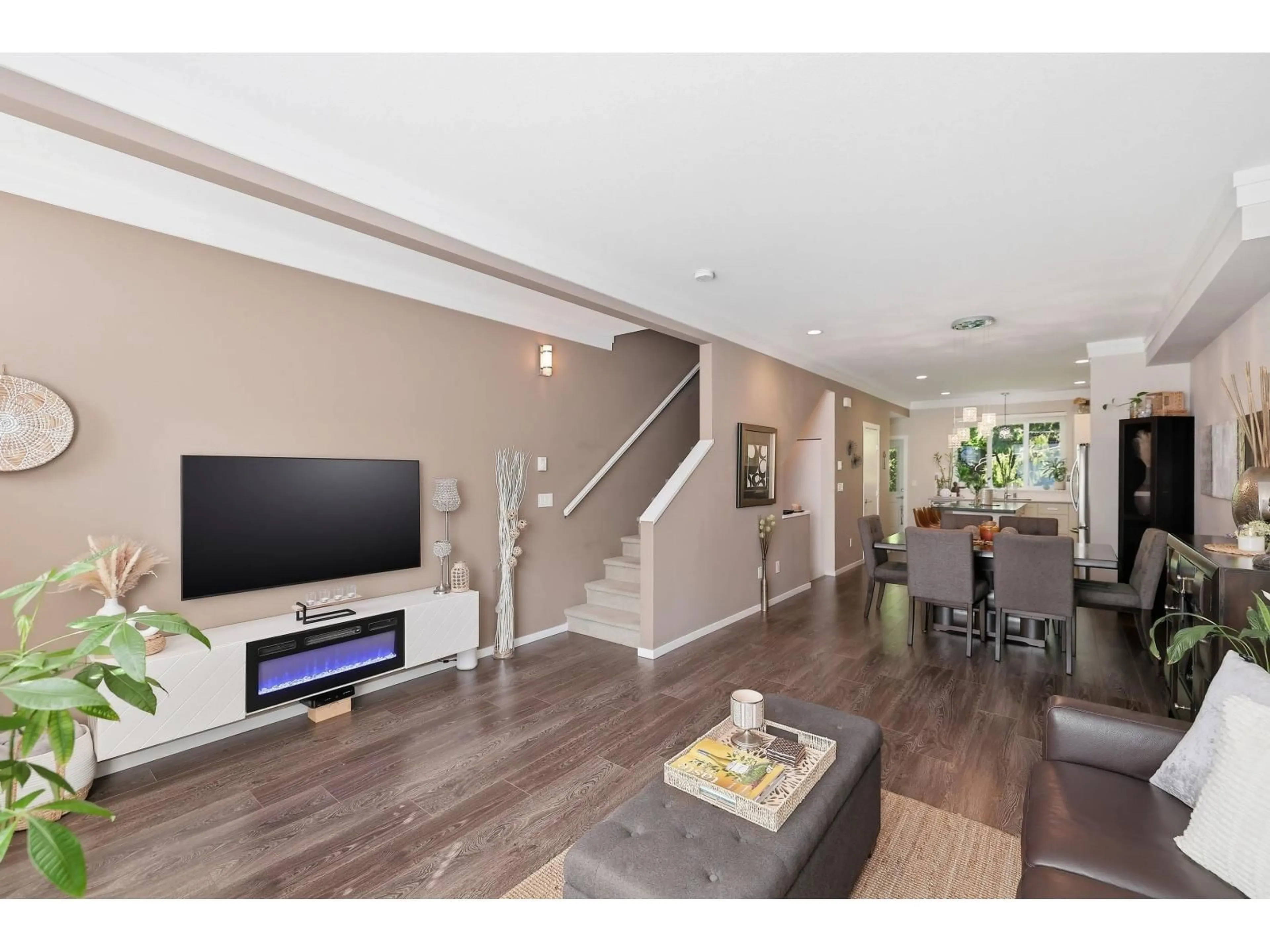 Living room with furniture, unknown for 56 - 5858 142 STREET, Surrey British Columbia V3X0H2