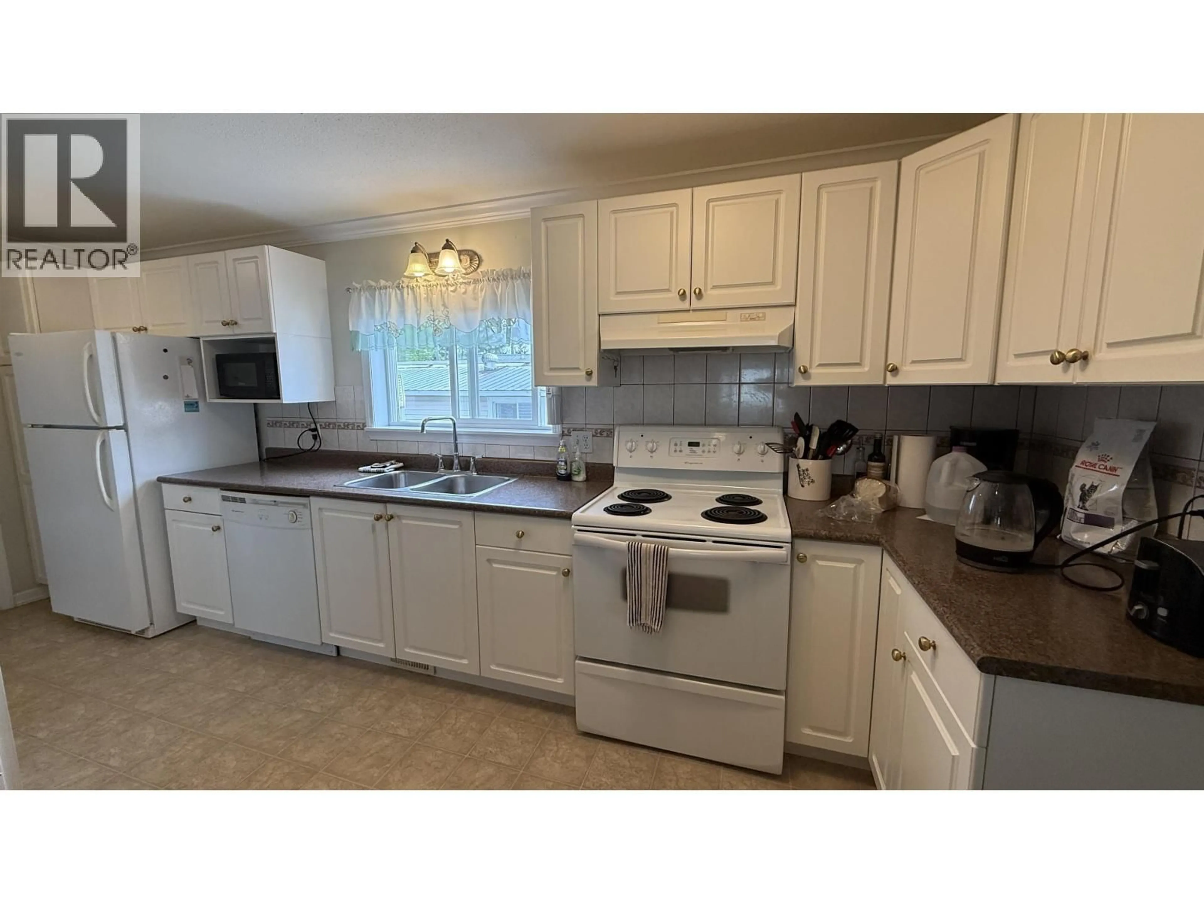 Standard kitchen, unknown for 47 - 375 HORSE LAKE ROAD, 100 Mile House British Columbia V0K2E0