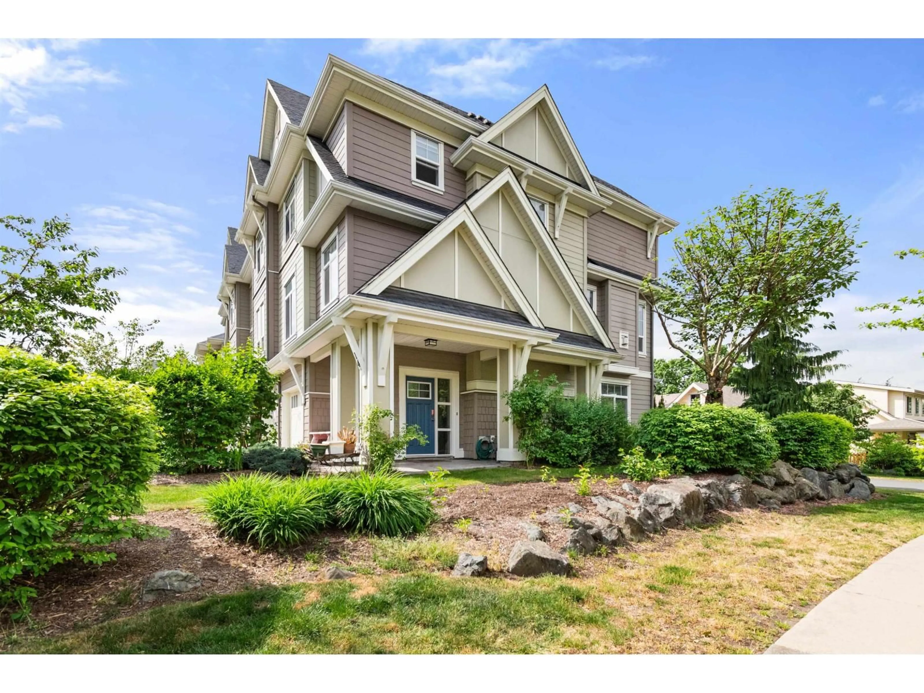 Unknown for 14 - 45290 SOOWAHLIE CRESCENT, Chilliwack British Columbia V2R0S6