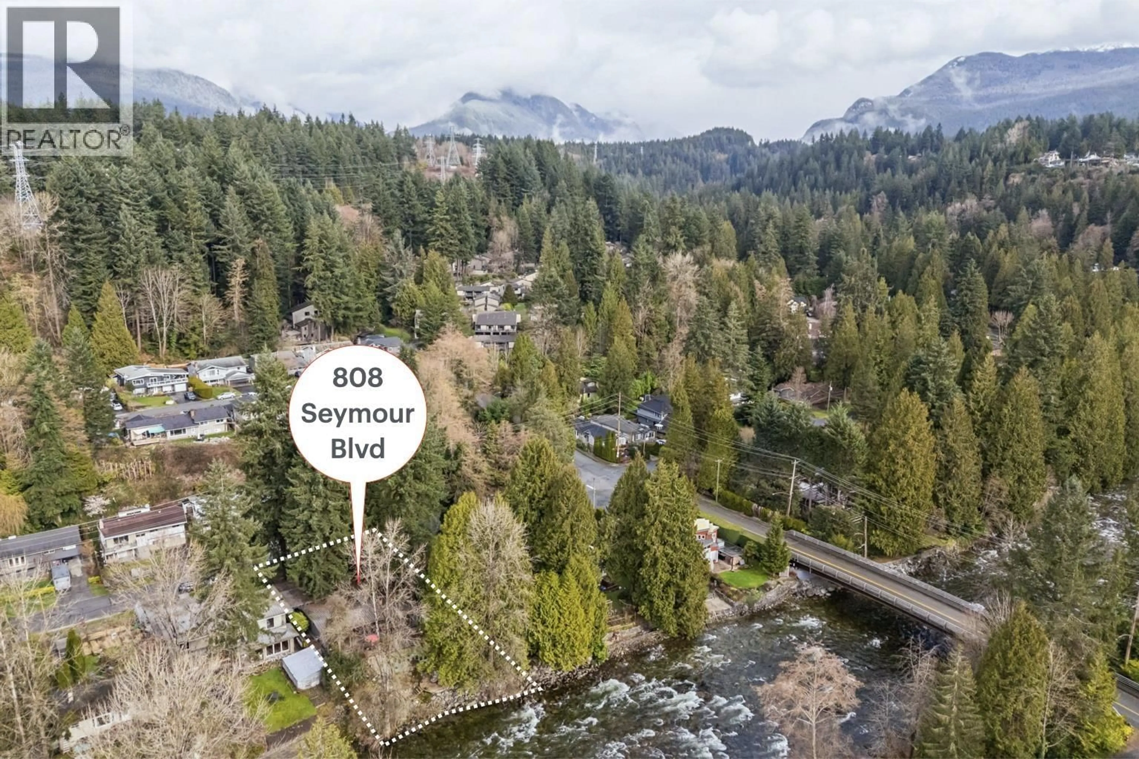 A pic from outside/outdoor area/front of a property/back of a property/a pic from drone, water/lake/river/ocean view for 808 SEYMOUR BOULEVARD, North Vancouver British Columbia V7J2J6