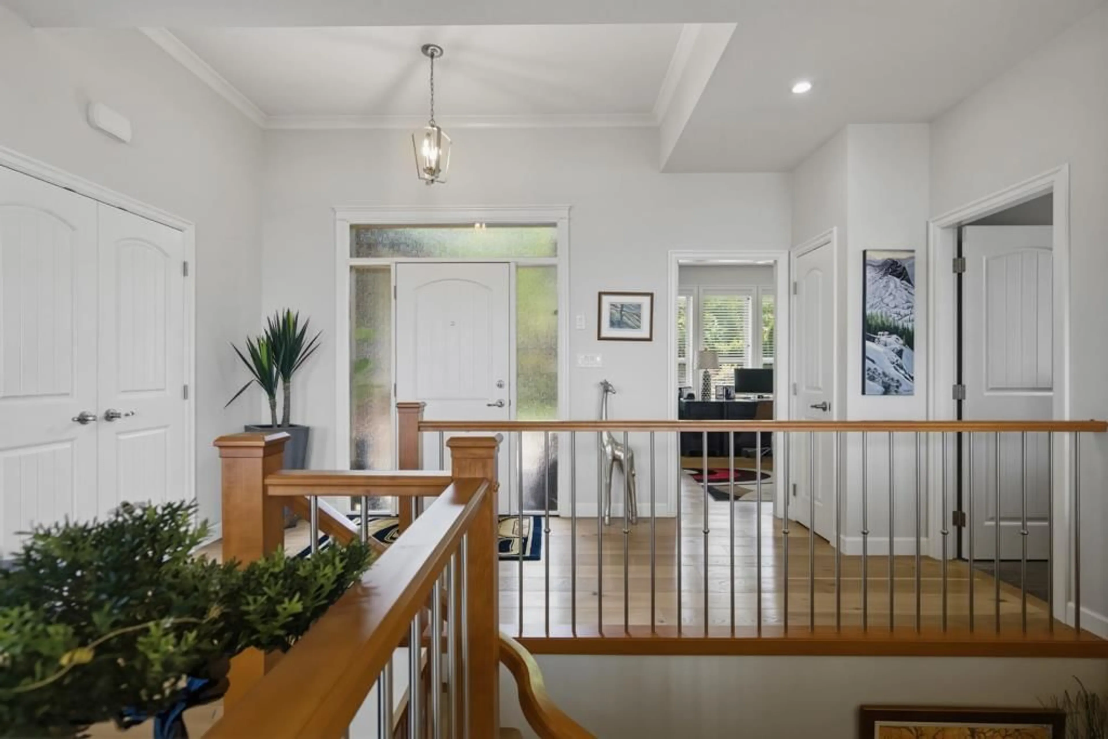 Indoor foyer for 7315 MOUNT THURSTON DRIVE, Chilliwack British Columbia V4Z0A3