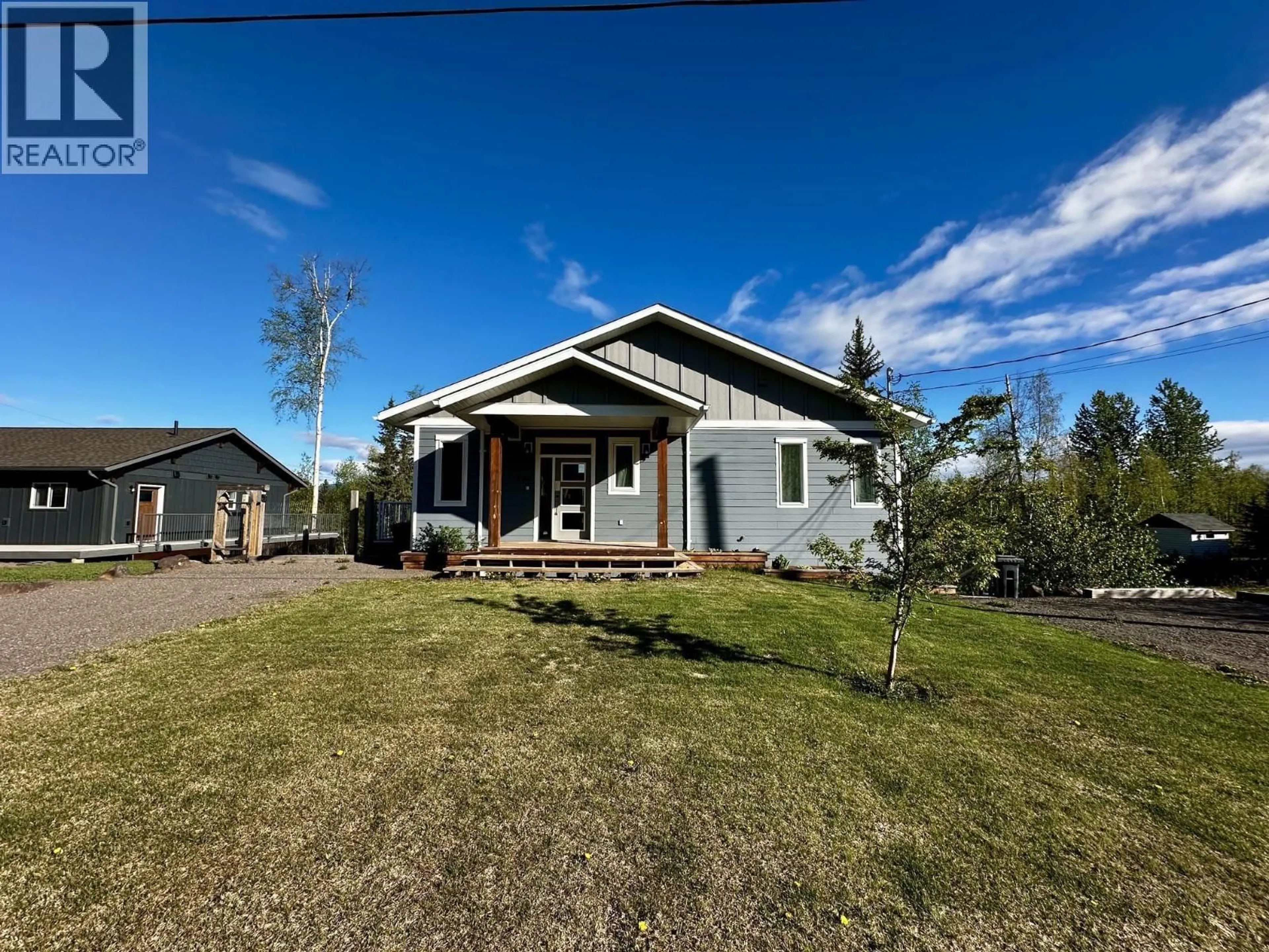 Home with vinyl exterior material, unknown for 1494 CHESTNUT STREET, Telkwa British Columbia V0J2X0