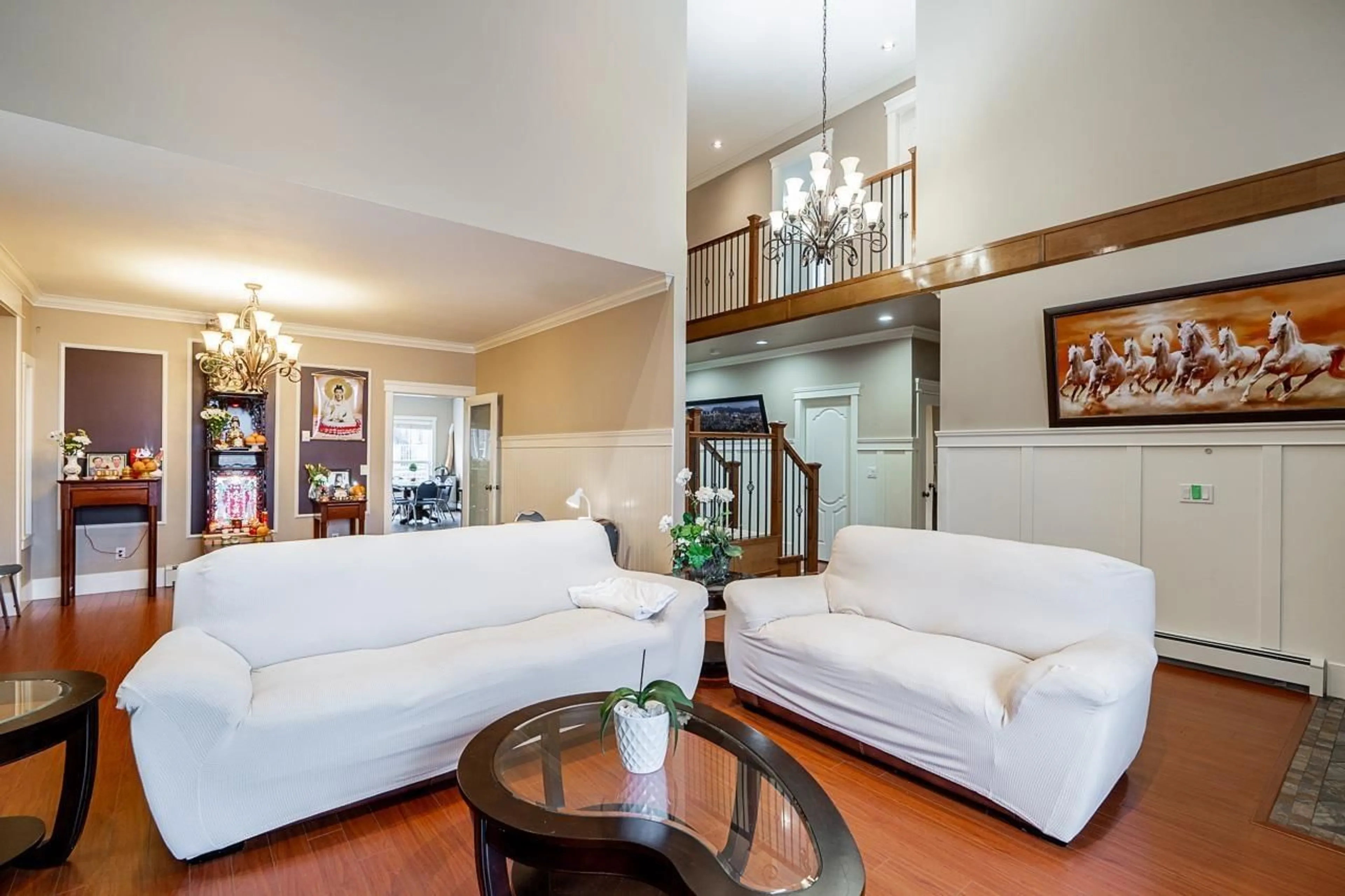 Living room with furniture, unknown for 27760 PULLMAN AVENUE, Abbotsford British Columbia V4X0A2