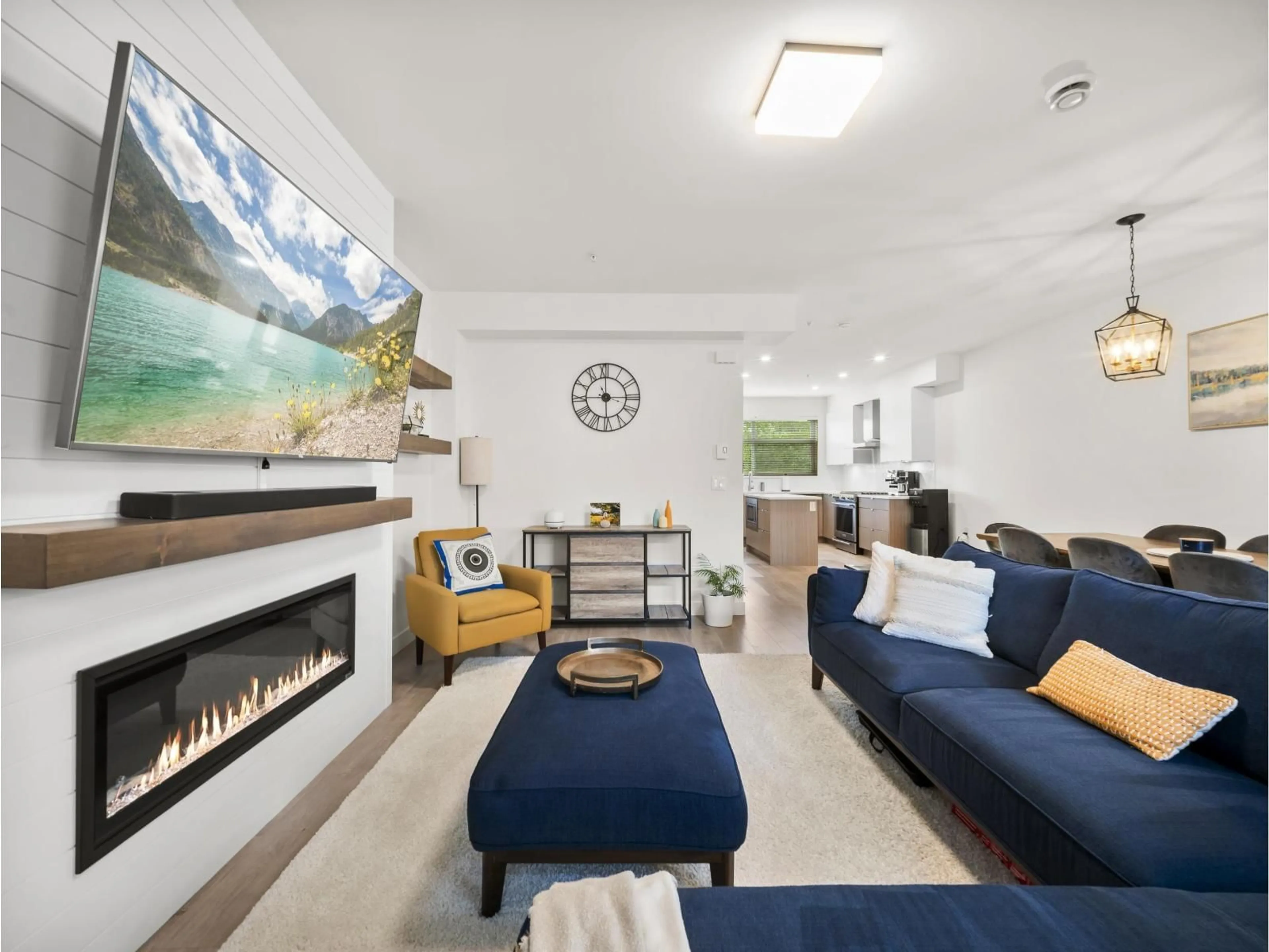 Living room with furniture, unknown for 97 - 7947 209 STREET, Langley British Columbia V2Y0Y6