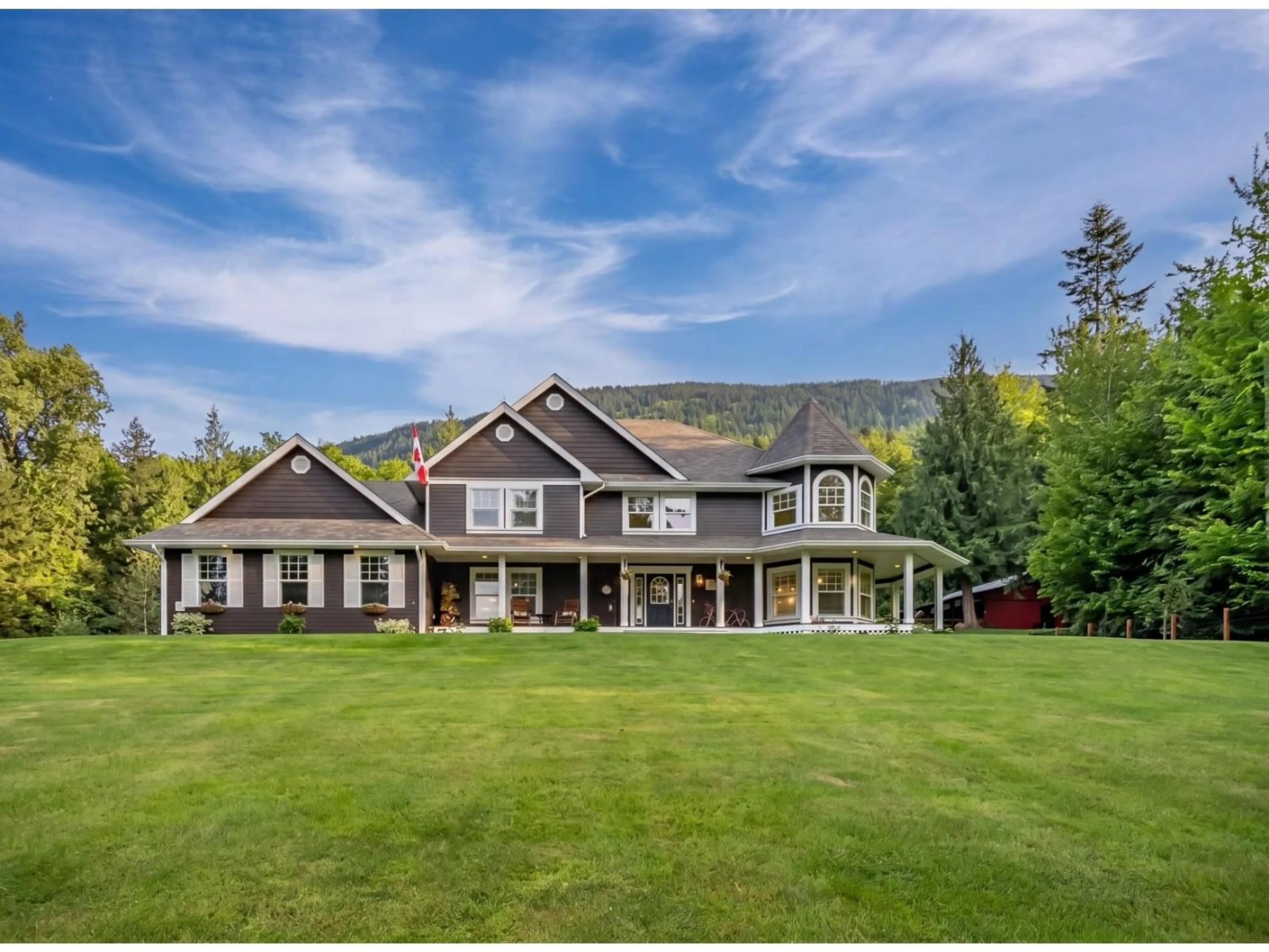 A pic from outside/outdoor area/front of a property/back of a property/a pic from drone, mountain view for 41932 MAPLE LANE, Yarrow British Columbia V2R5G9