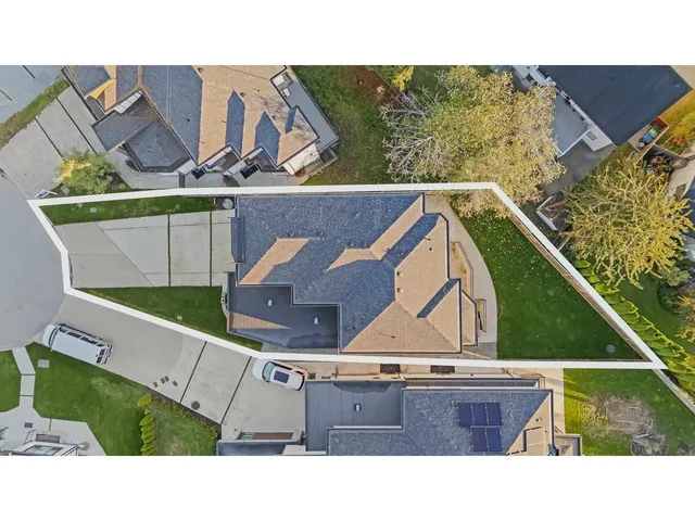 18764 62A AVENUE, Surrey 2