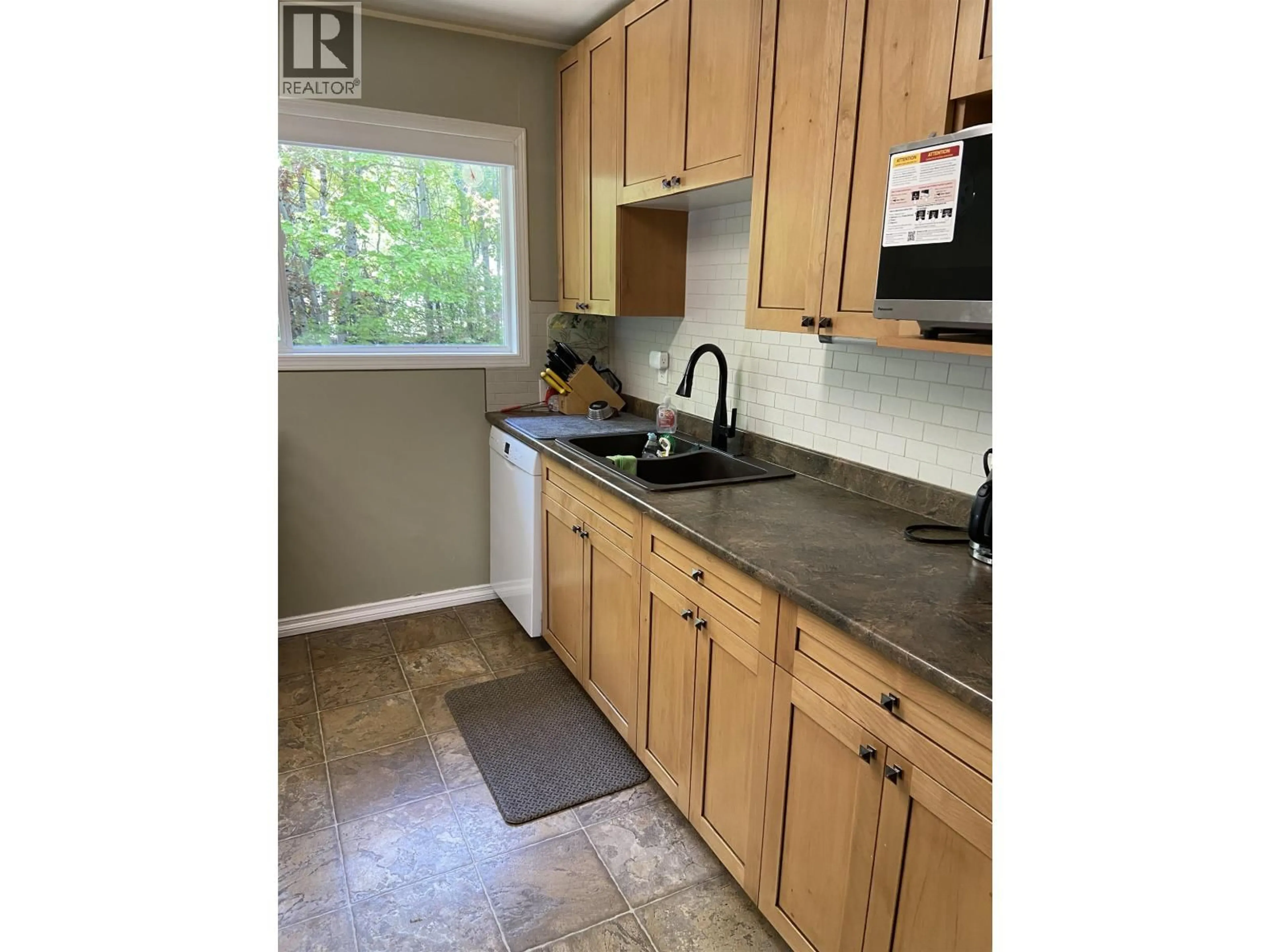 Standard kitchen, unknown for 2601 SPARKS STREET, Terrace British Columbia V8G2T3