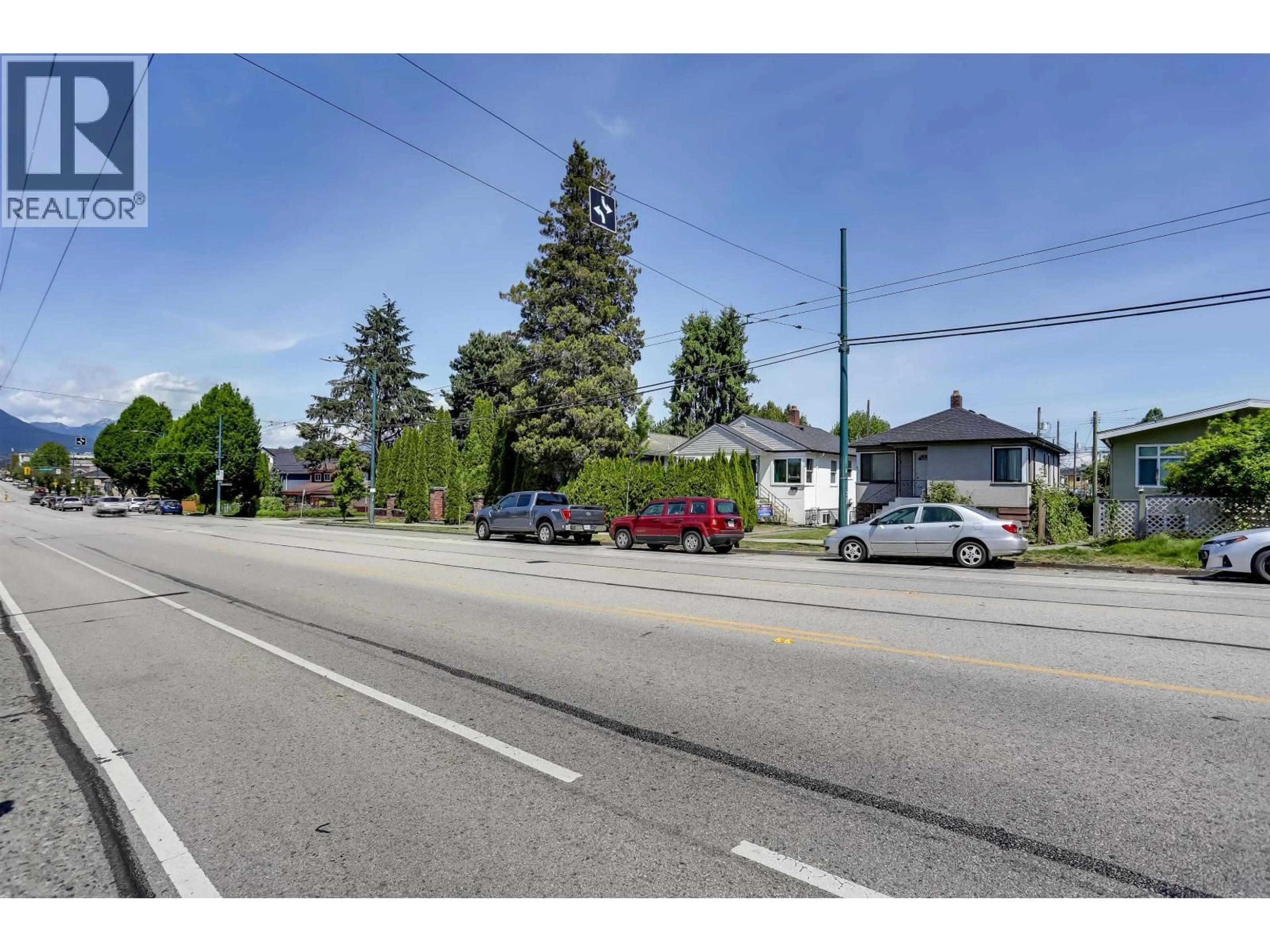 Blurry image for 936 NANAIMO STREET, Vancouver British Columbia V5L4S9