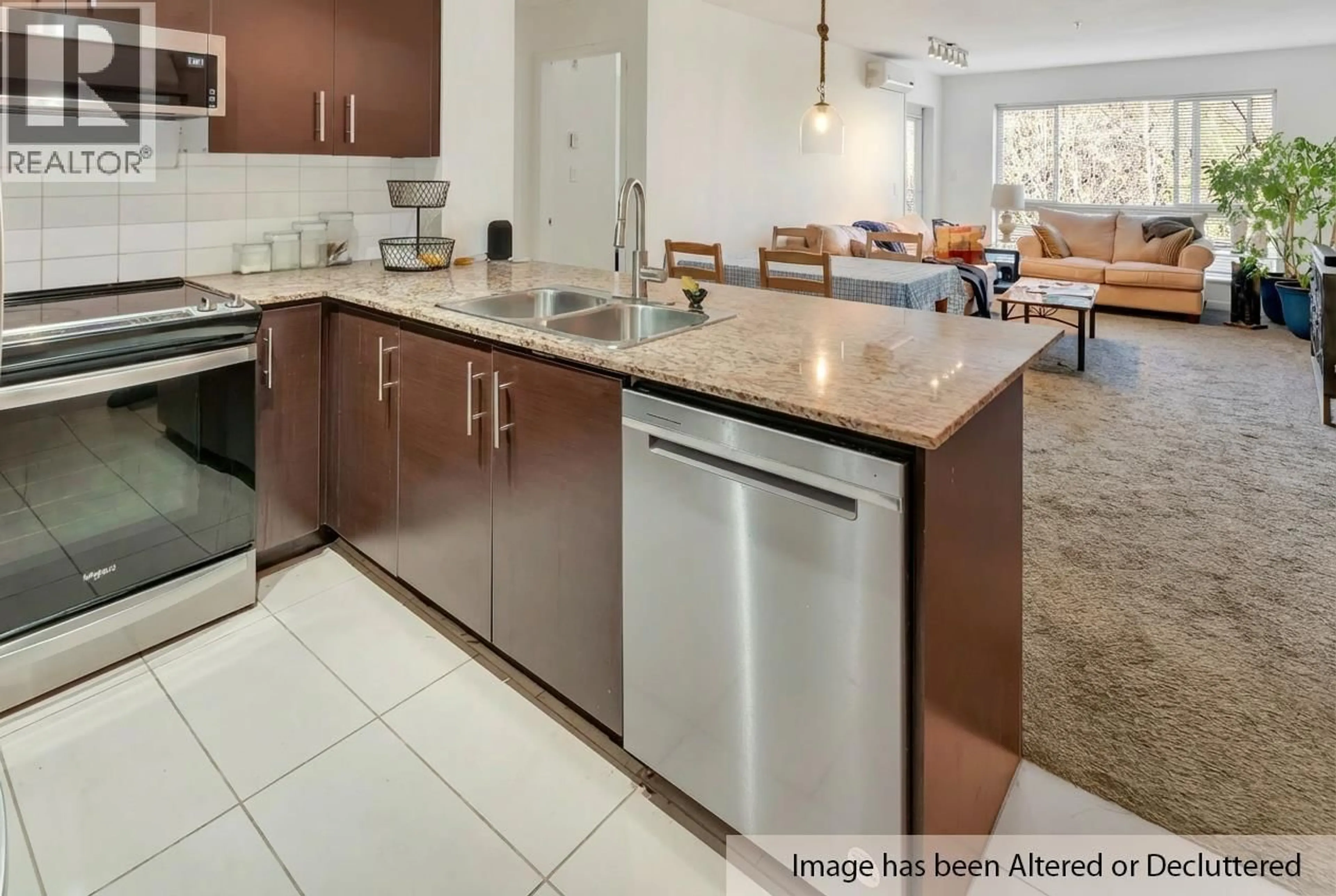 Open concept kitchen, ceramic/tile floor for 309 - 11665 HANEY, Maple Ridge British Columbia V2X8W9