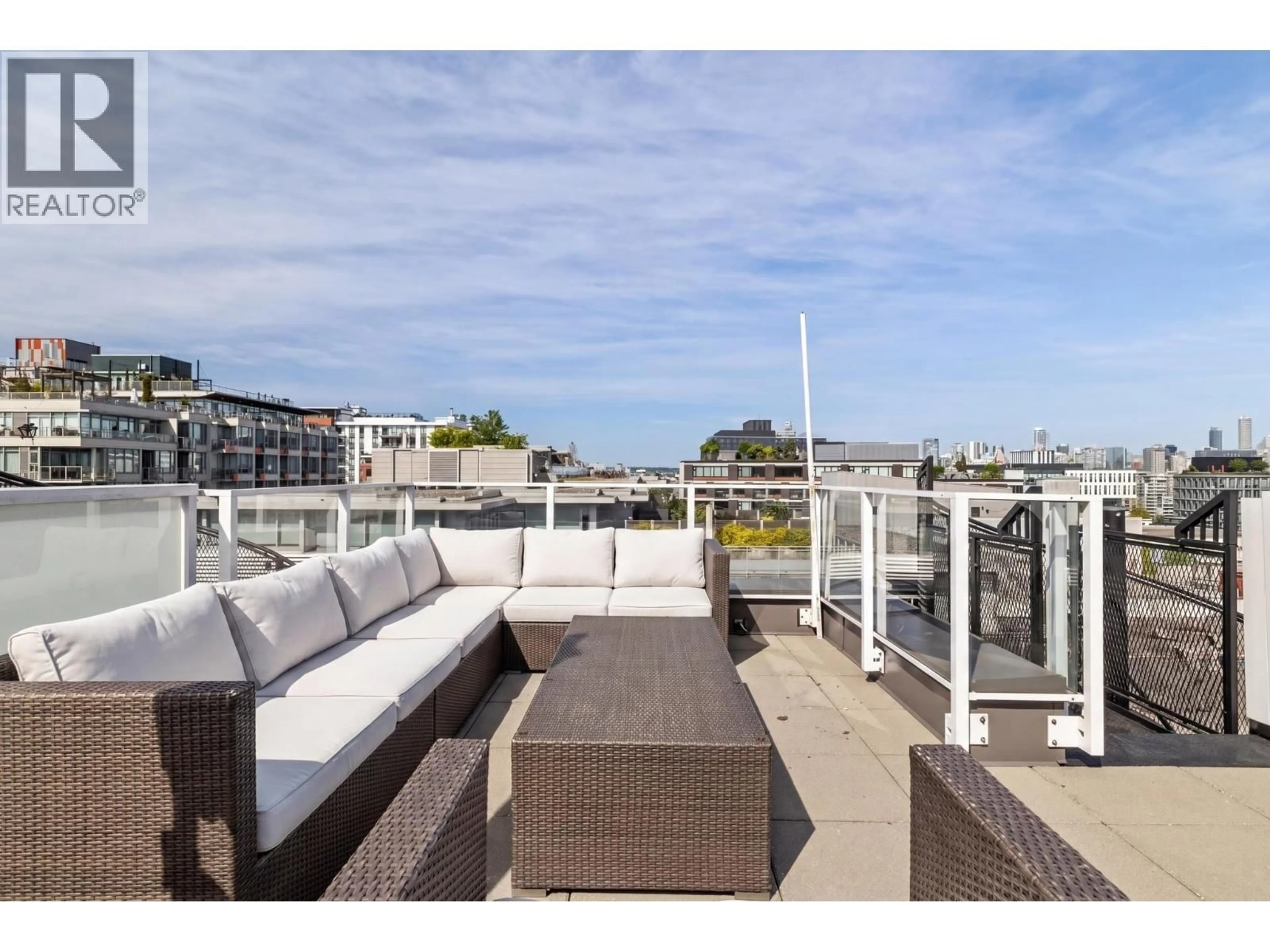Patio, unknown for 613 - 311 6TH AVENUE, Vancouver British Columbia V5T0G9