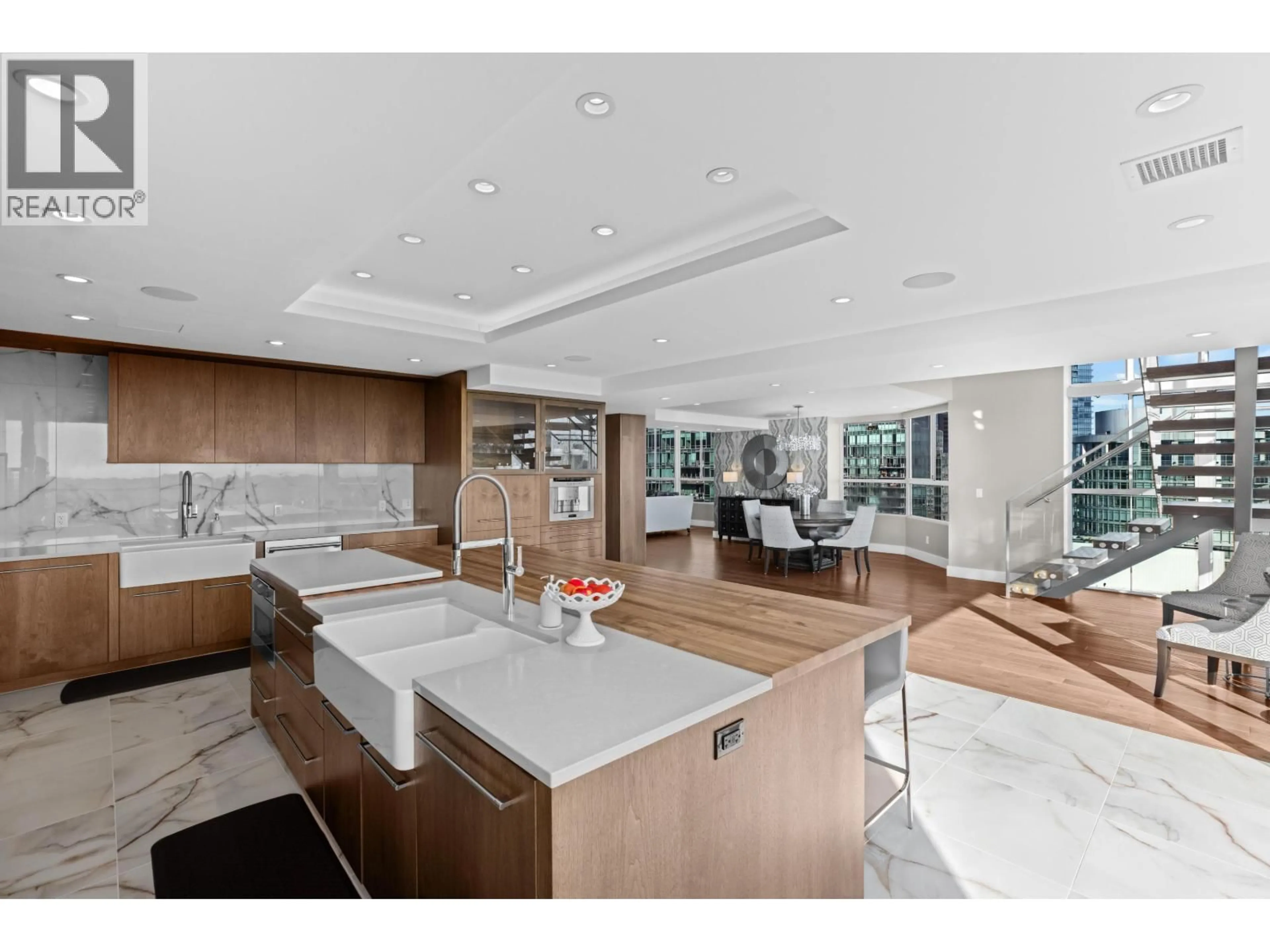 Open concept kitchen, ceramic/tile floor for 3101 - 717 JERVIS STREET, Vancouver British Columbia V6E4L5
