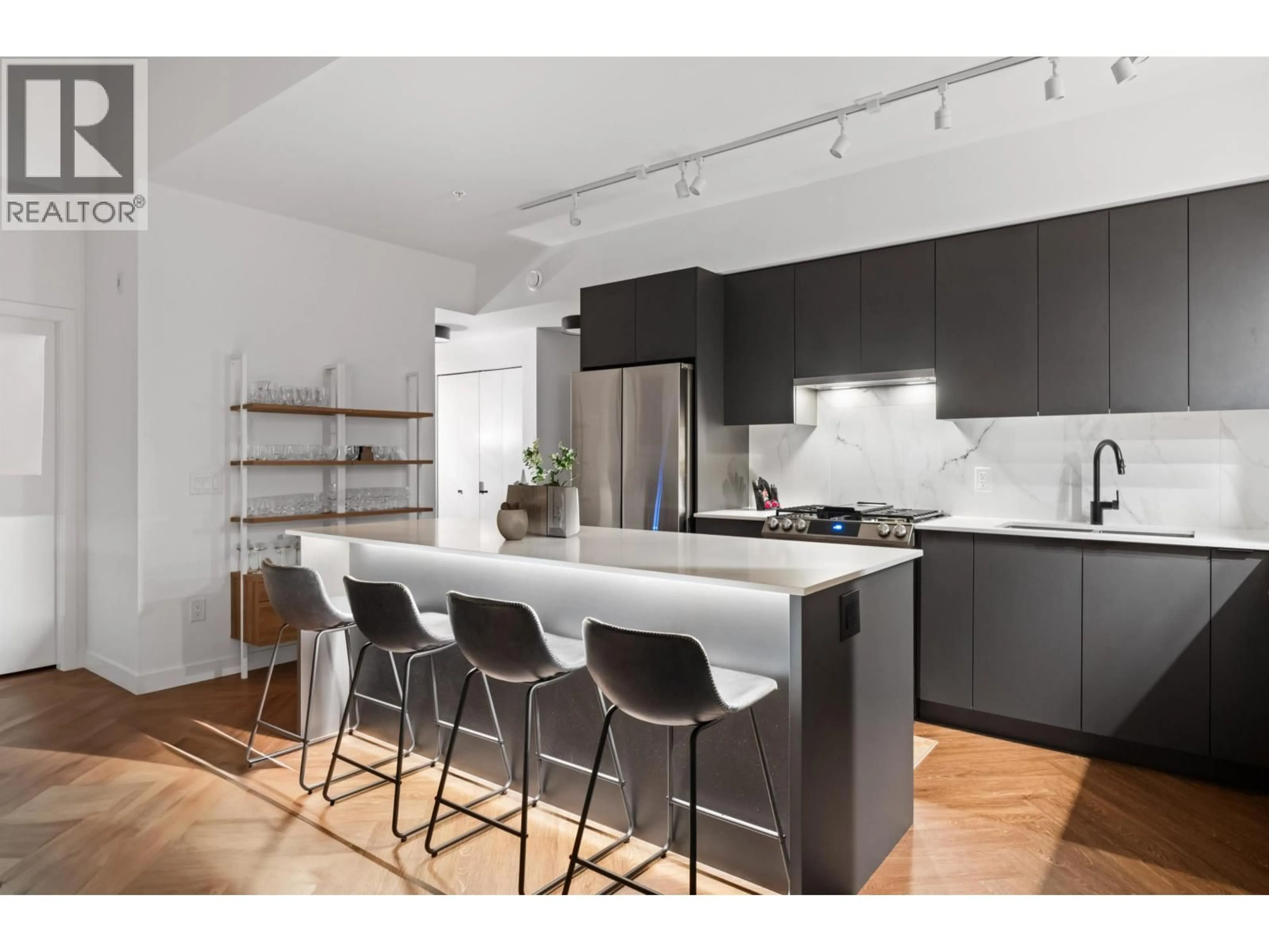 Contemporary kitchen, wood/laminate floor for 608 - 3229 ST JOHNS STREET, Port Moody British Columbia V3H0M4
