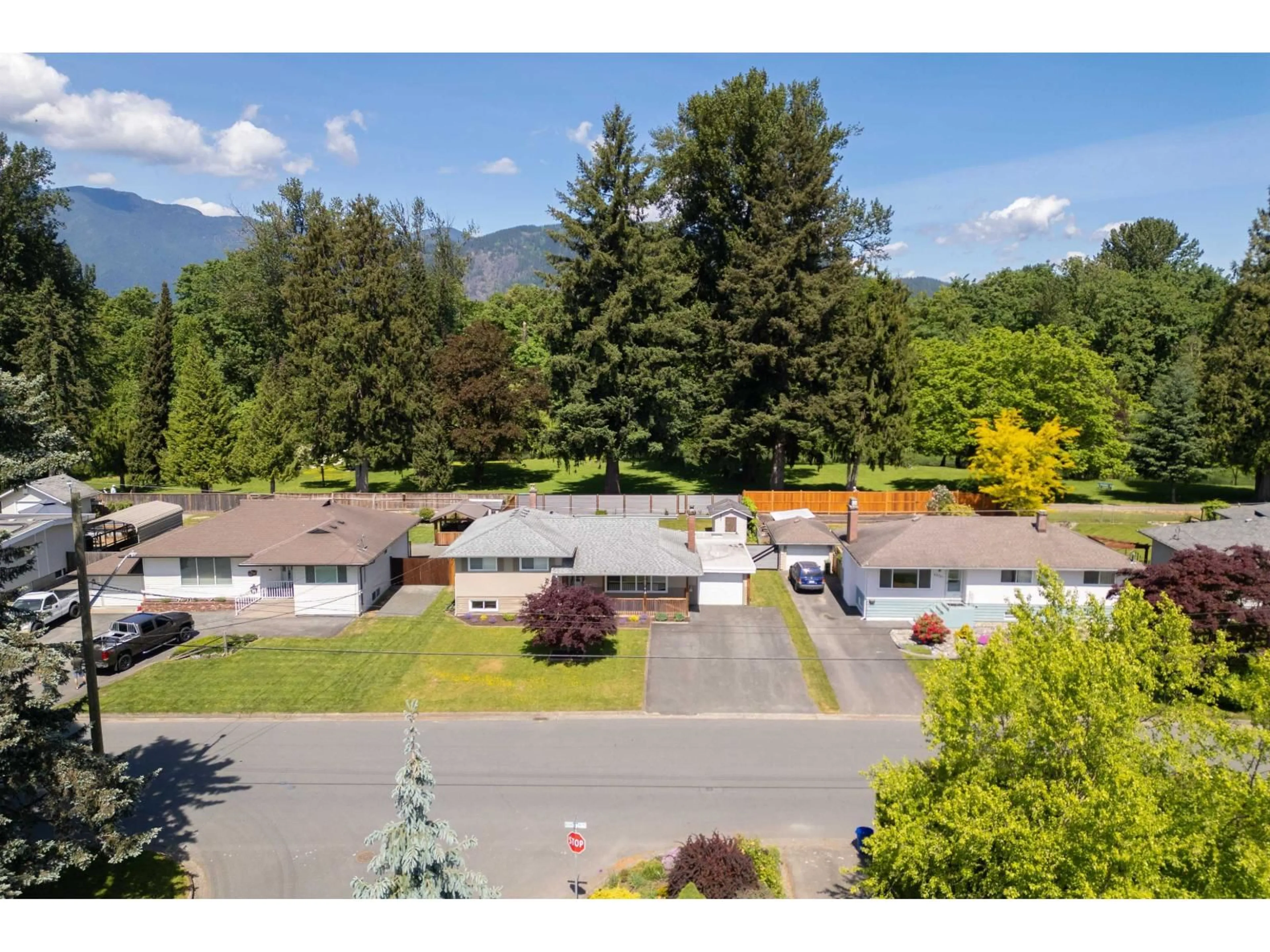 A pic from outside/outdoor area/front of a property/back of a property/a pic from drone, mountain view for 45741 BERKELEY AVENUE, Chilliwack British Columbia V2P3N1