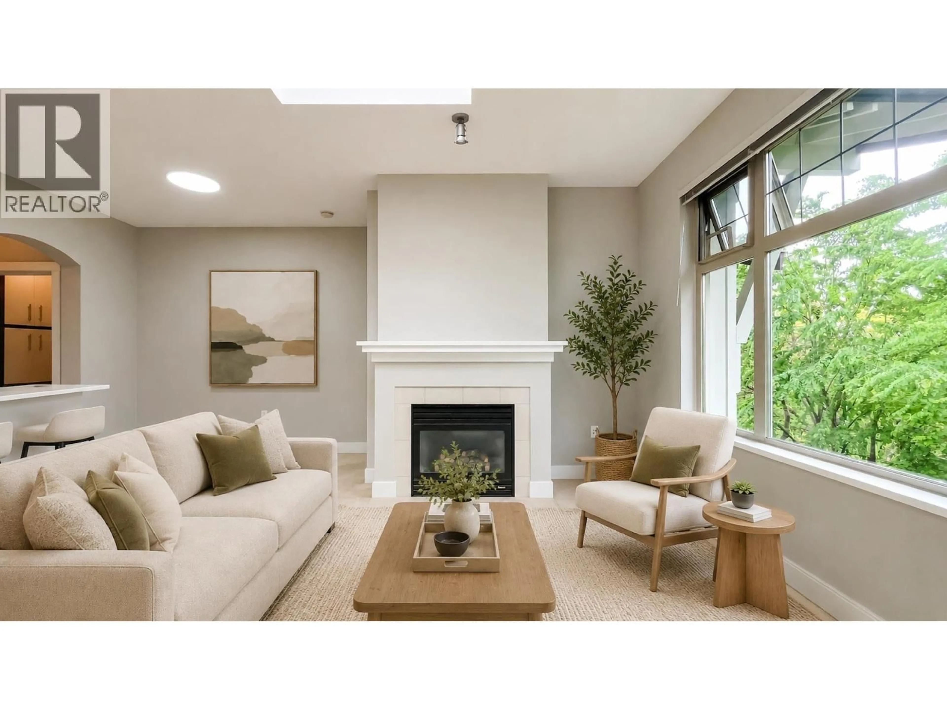 Living room with furniture, unknown for 411 - 2083 33RD AVENUE, Vancouver British Columbia V6M4M6