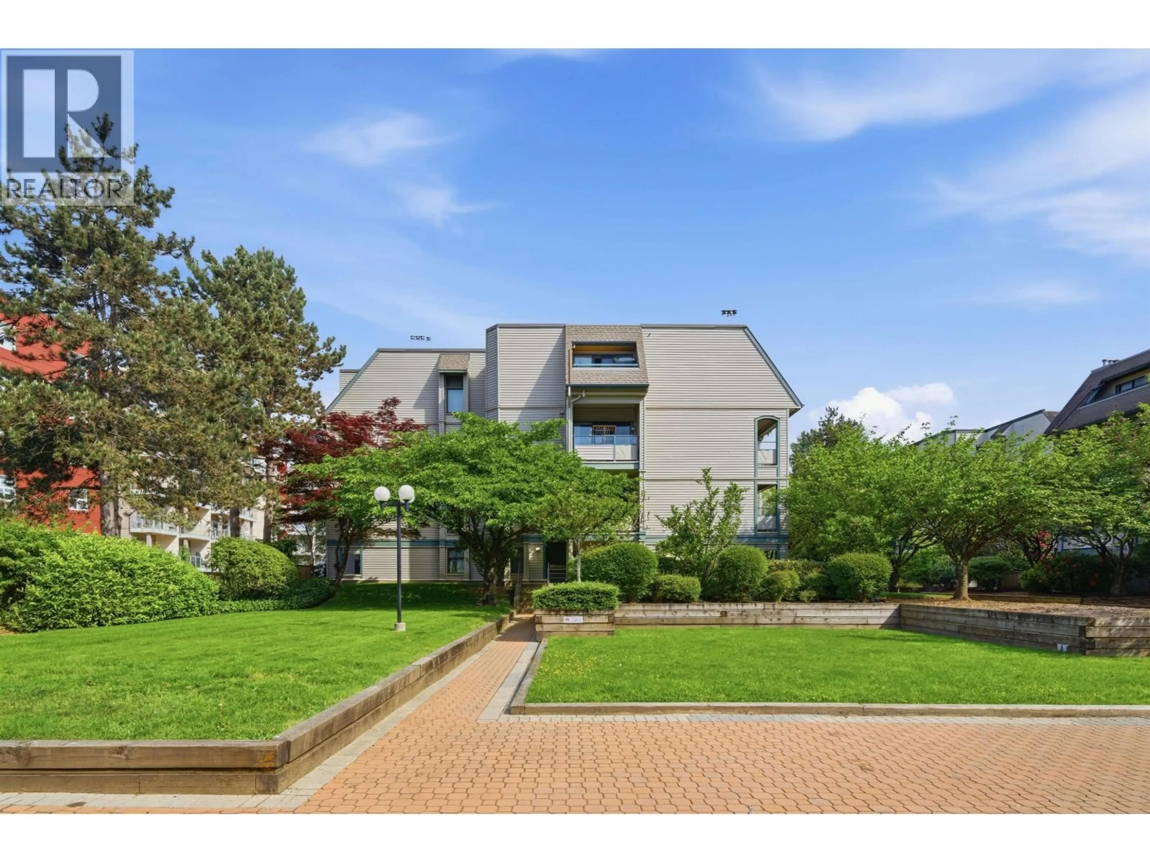 A pic from outside/outdoor area/front of a property/back of a property/a pic from drone, unknown for 309 - 2915 GLEN DRIVE, Coquitlam British Columbia V3B7H8