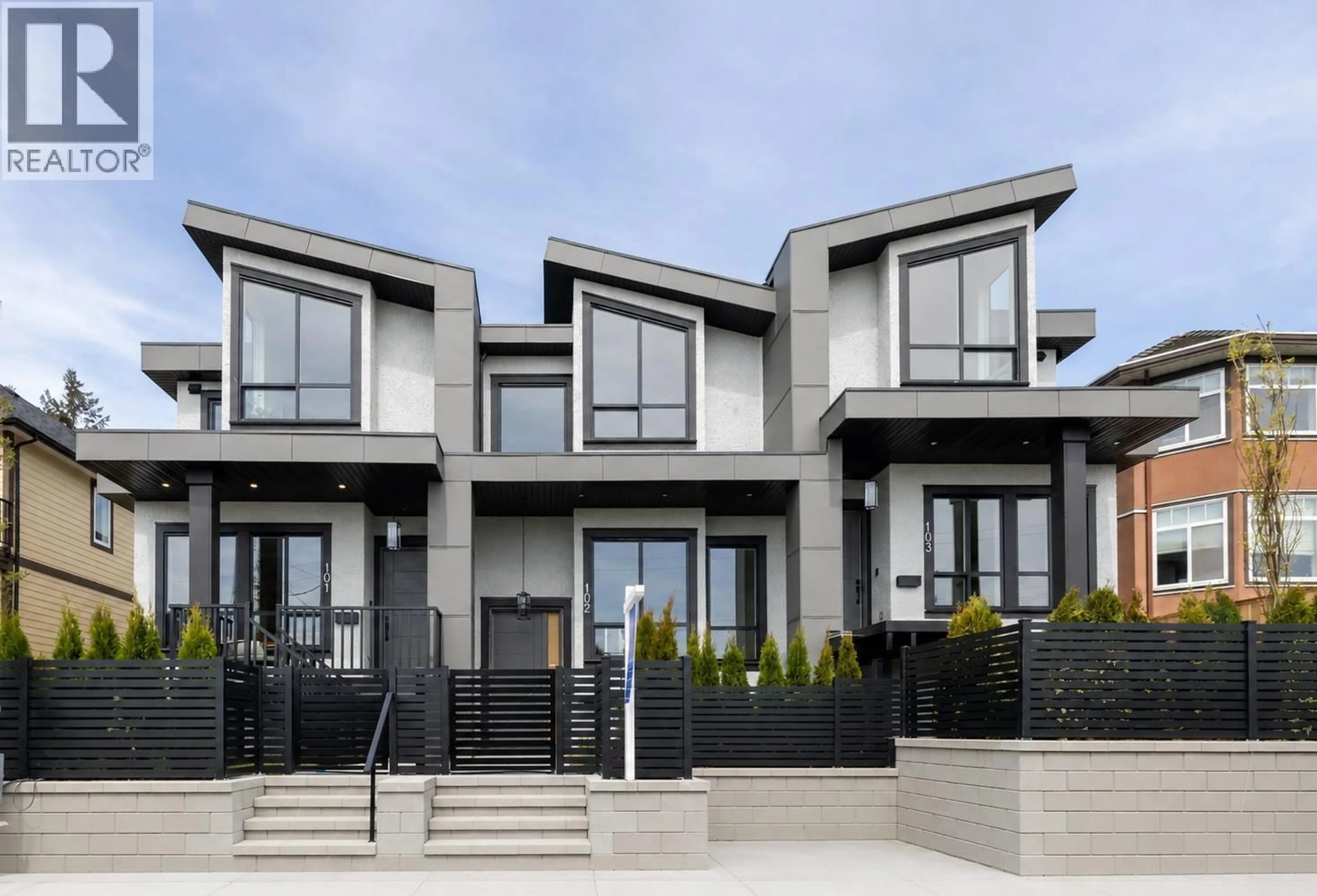 Home with vinyl exterior material, street for 101 - 753 EDGAR AVENUE, Coquitlam British Columbia V3K2J3