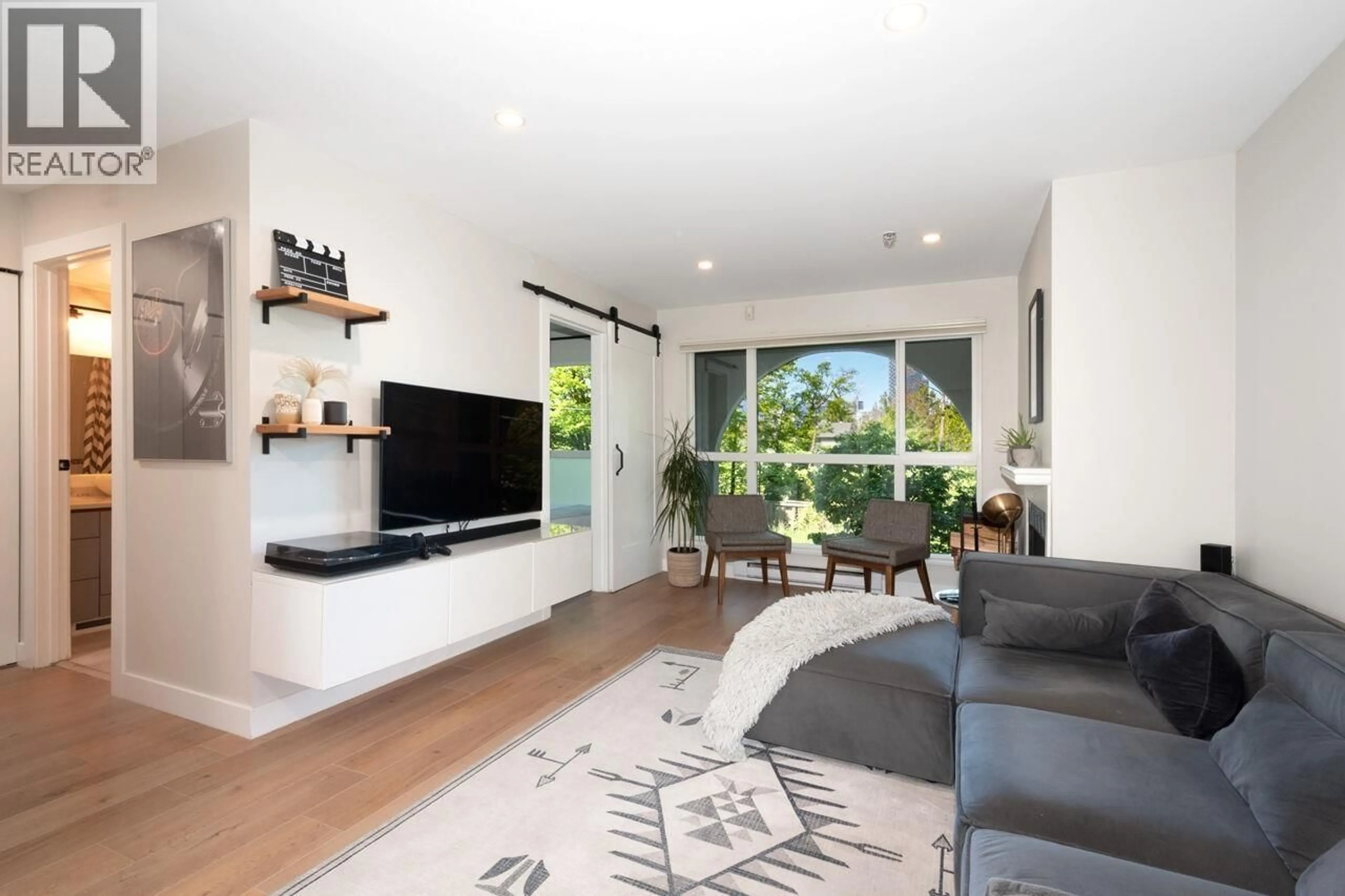 Living room with furniture, unknown for 101 - 1166 6TH AVENUE, Vancouver British Columbia V6H1A4