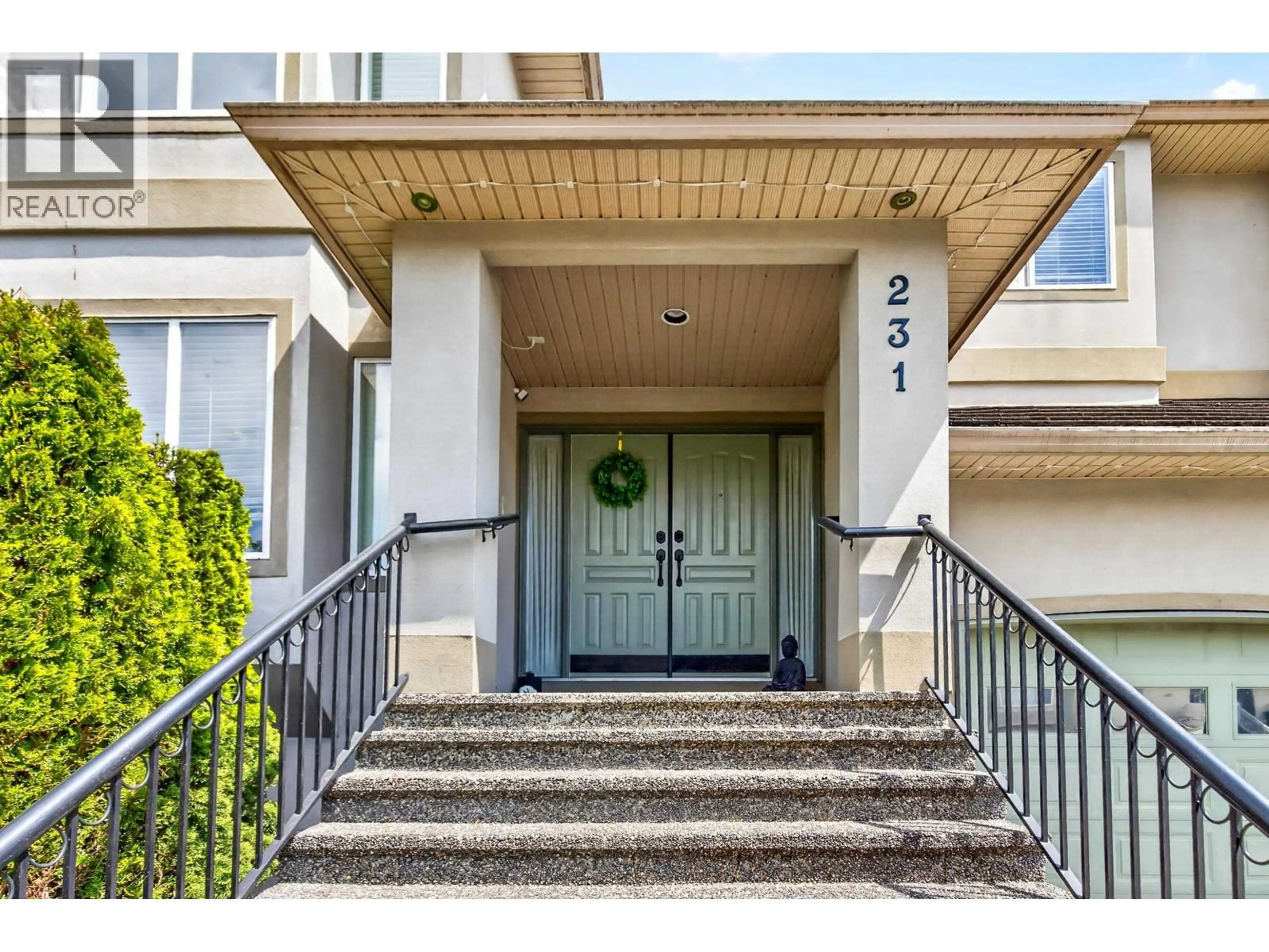 Indoor entryway for 231 SUZUKI STREET, New Westminster British Columbia V3M6X2