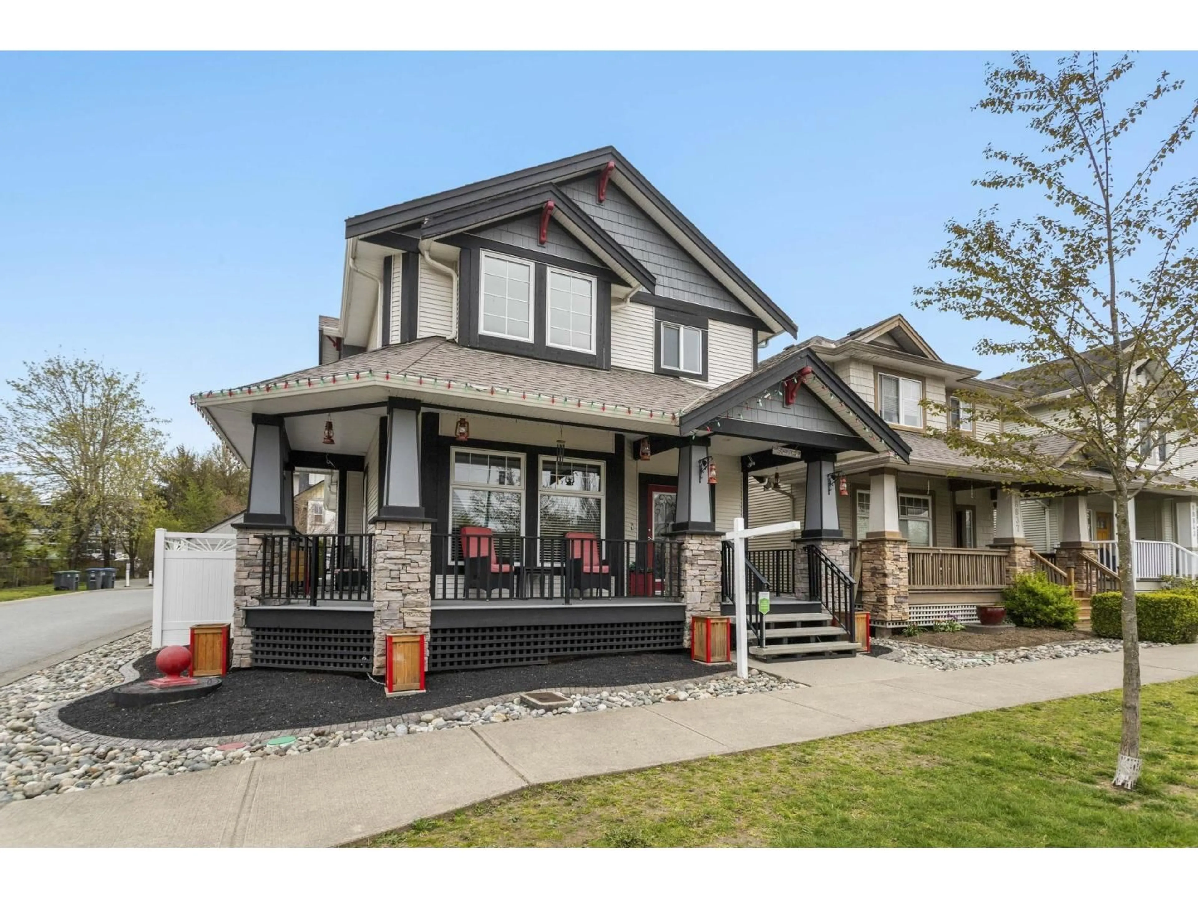 Home with vinyl exterior material, street for 18831 71 AVENUE, Surrey British Columbia V4N5M7