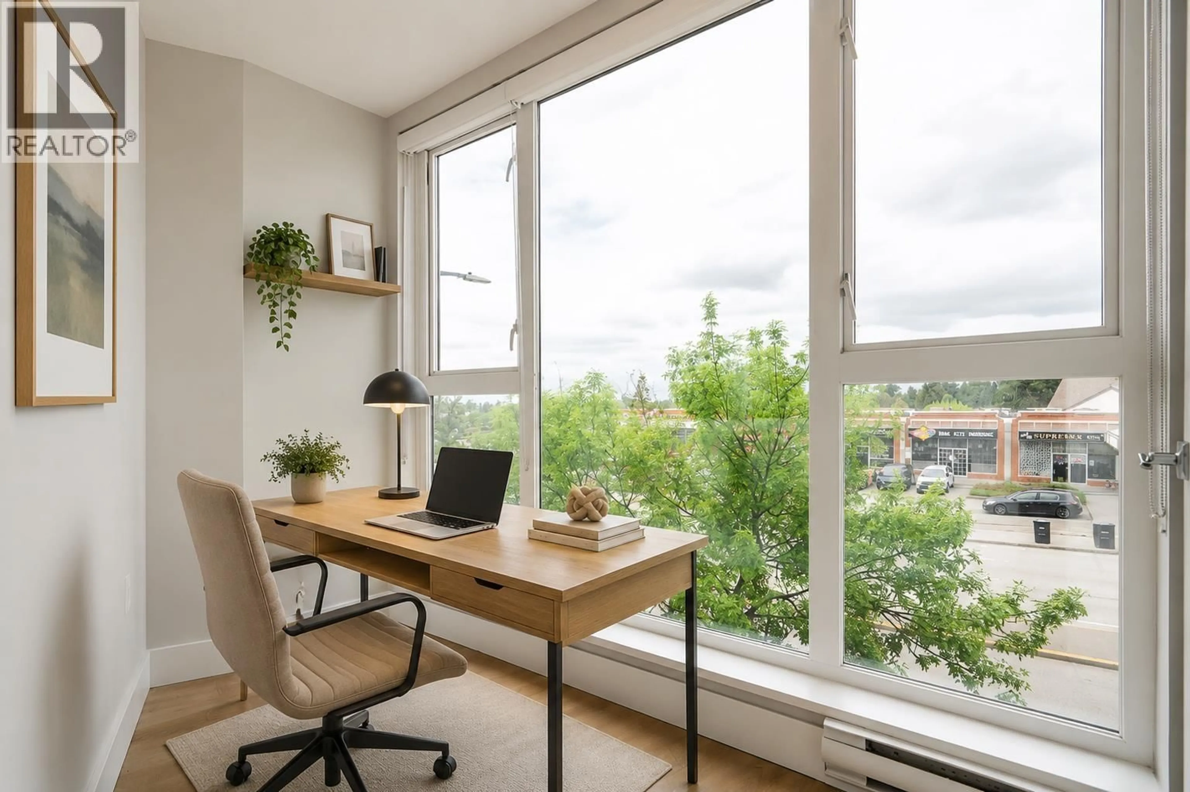 A pic of a room for 206 - 3050 KINGSWAY, Vancouver British Columbia V5R5J7