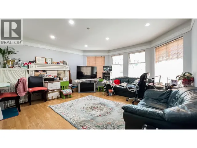 1860 MARINE DRIVE, Vancouver 5