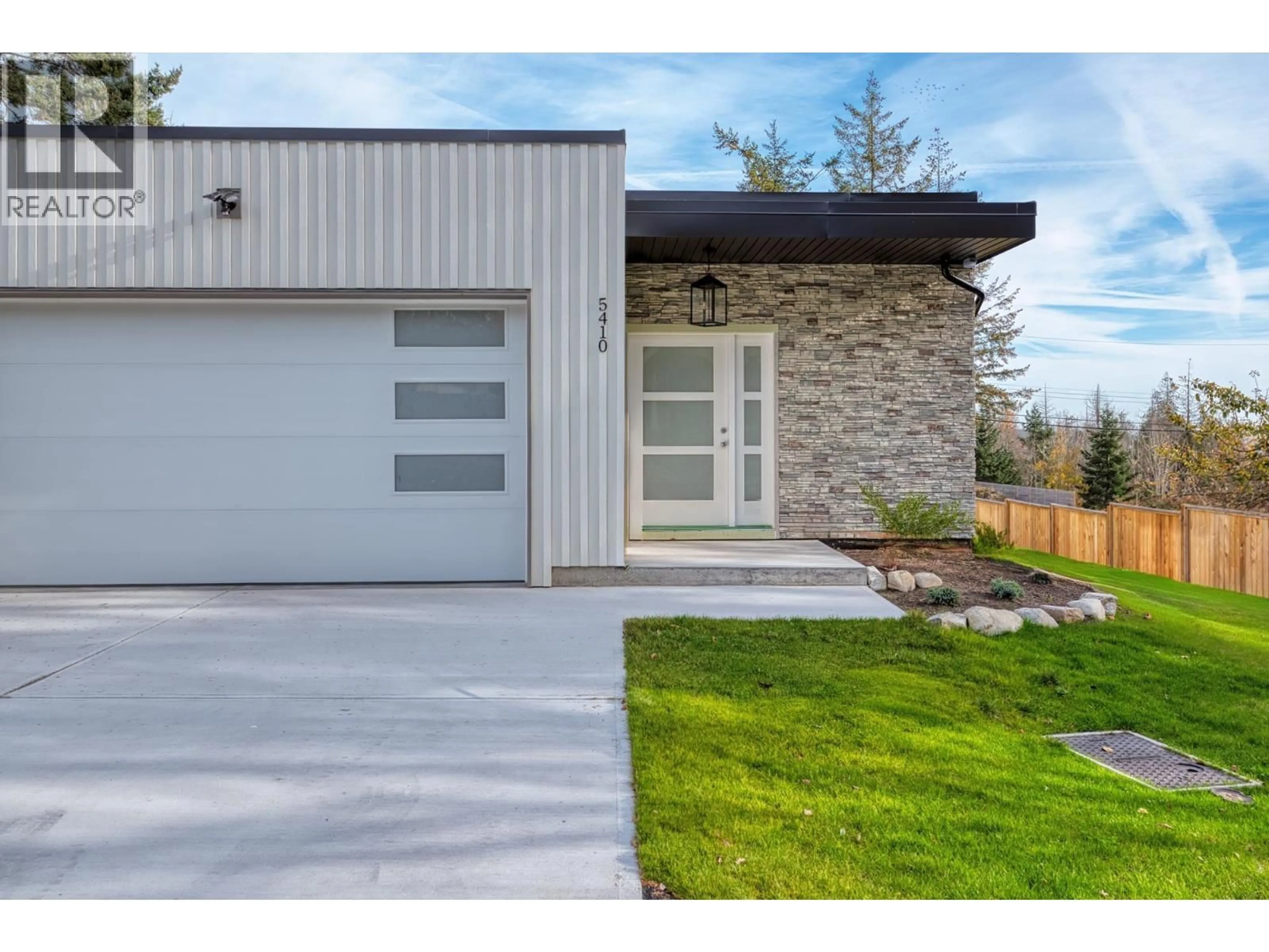 Home with brick exterior material, street for 5410 STELLAR WAY, Sechelt British Columbia V7Z0M3