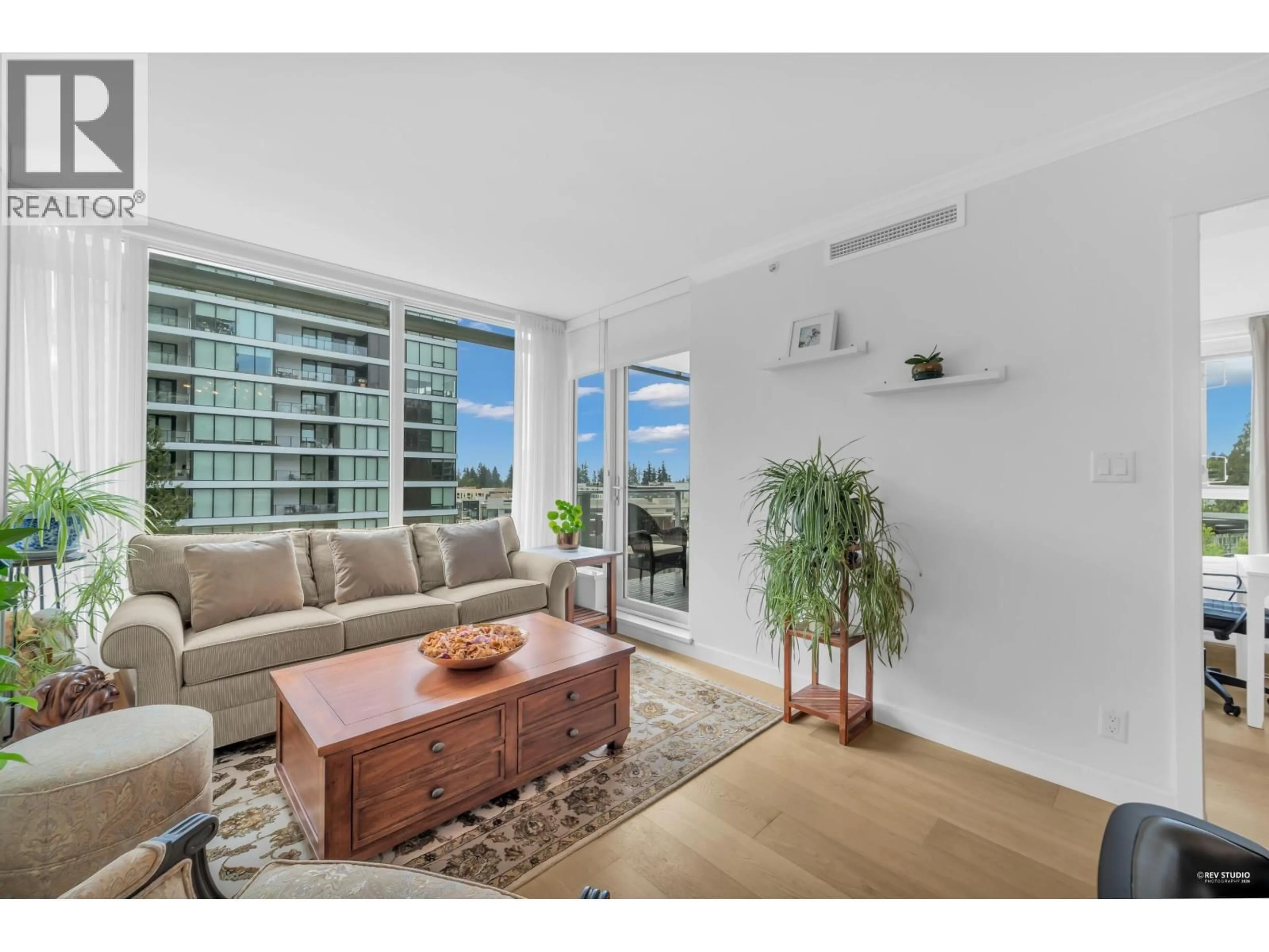 Living room with furniture, unknown for 709 - 3355 BINNING ROAD, Vancouver British Columbia V6S0J1