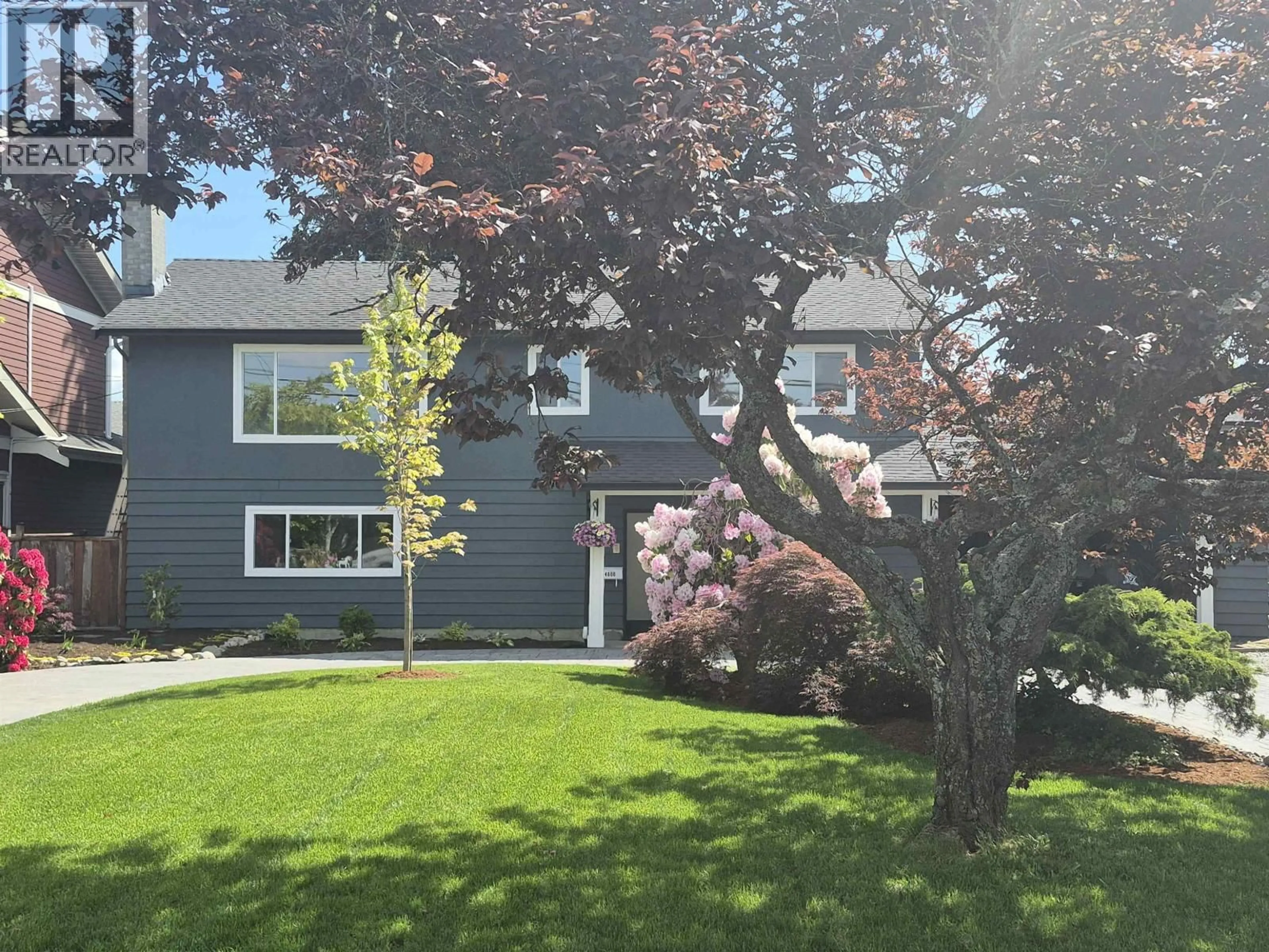 Home with vinyl exterior material, street for 4600 53 STREET, Delta British Columbia V4K2Z1