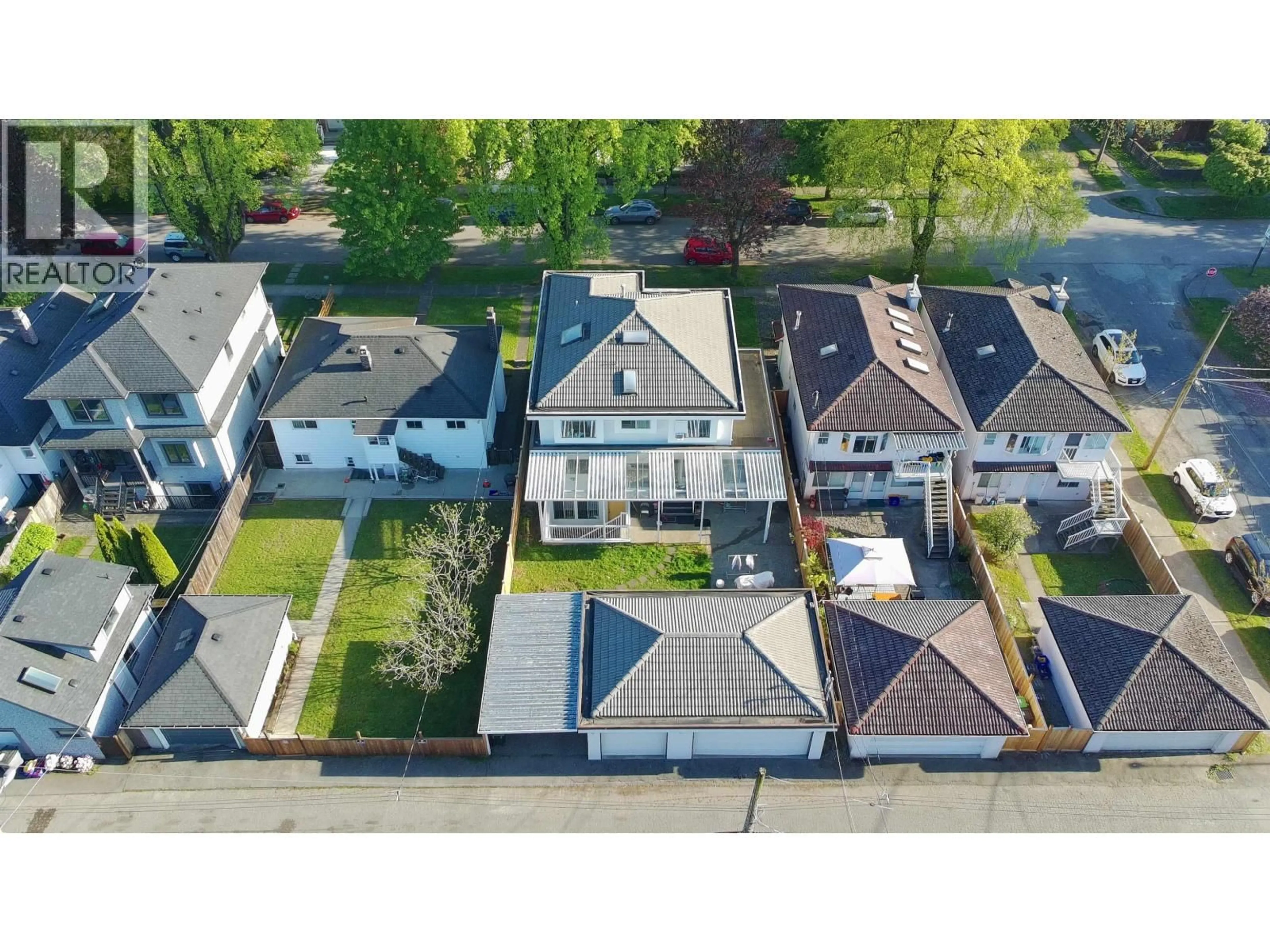 A pic from outside/outdoor area/front of a property/back of a property/a pic from drone, street for 123 45TH AVENUE, Vancouver British Columbia V5W1W8