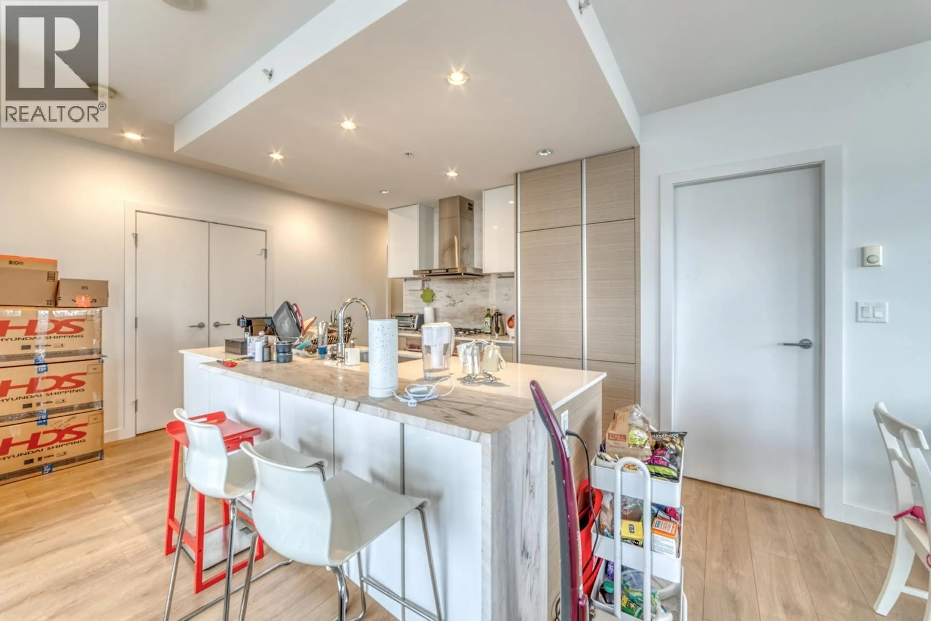 Open concept kitchen, unknown for 1105 - 6098 STATION STREET, Burnaby British Columbia V5H0H4