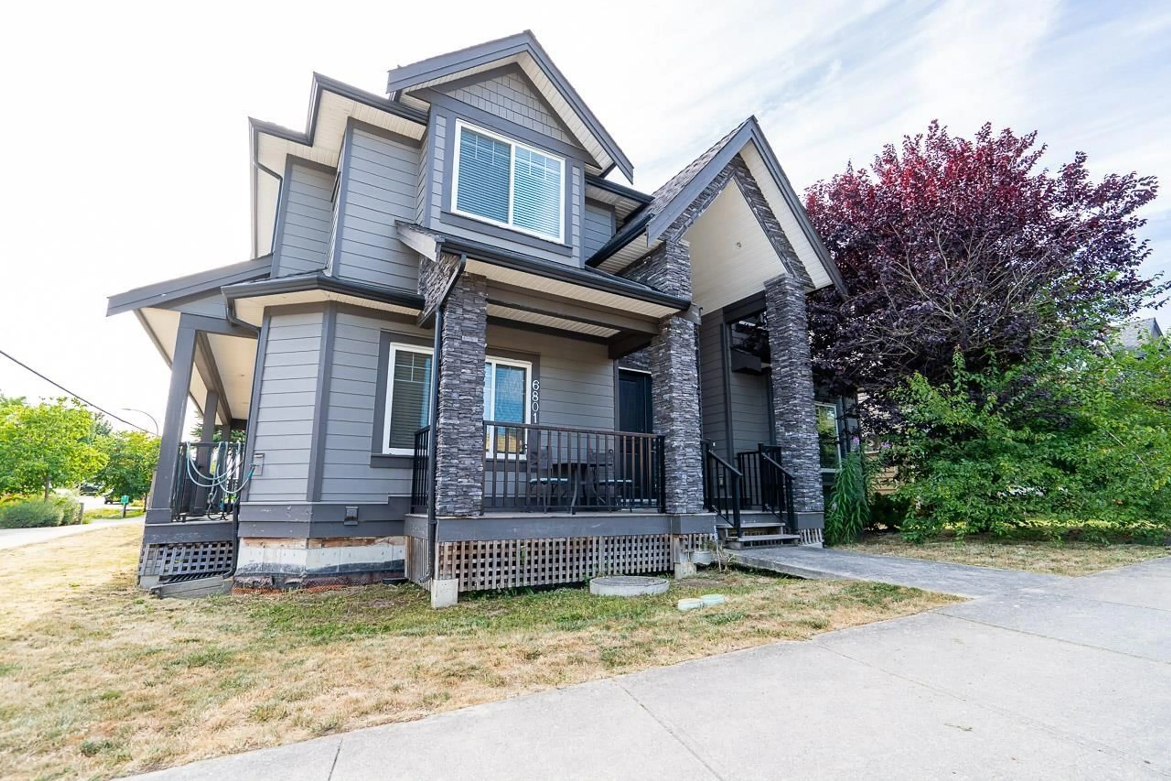 Home with vinyl exterior material, street for 6801 206 STREET, Langley British Columbia V2Y1R2