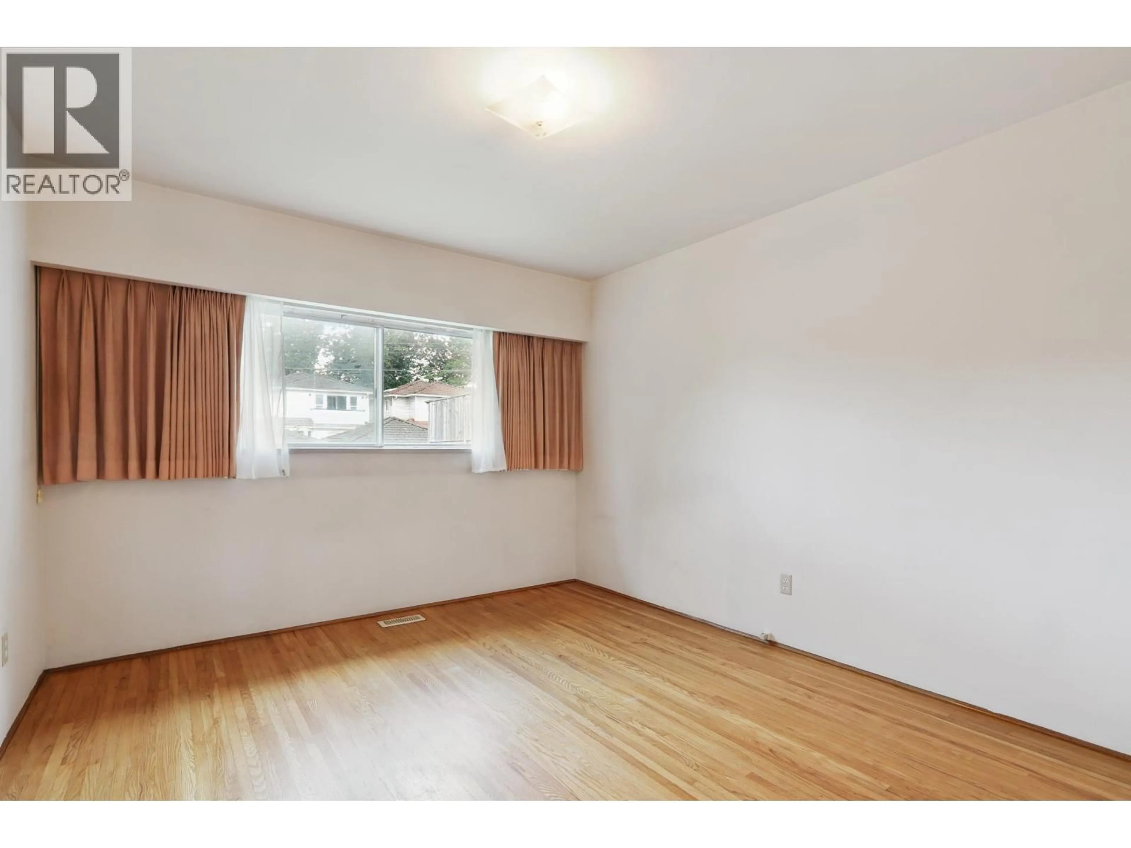 A pic of a room for 2894 MCGILL STREET, Vancouver British Columbia V5K1H6