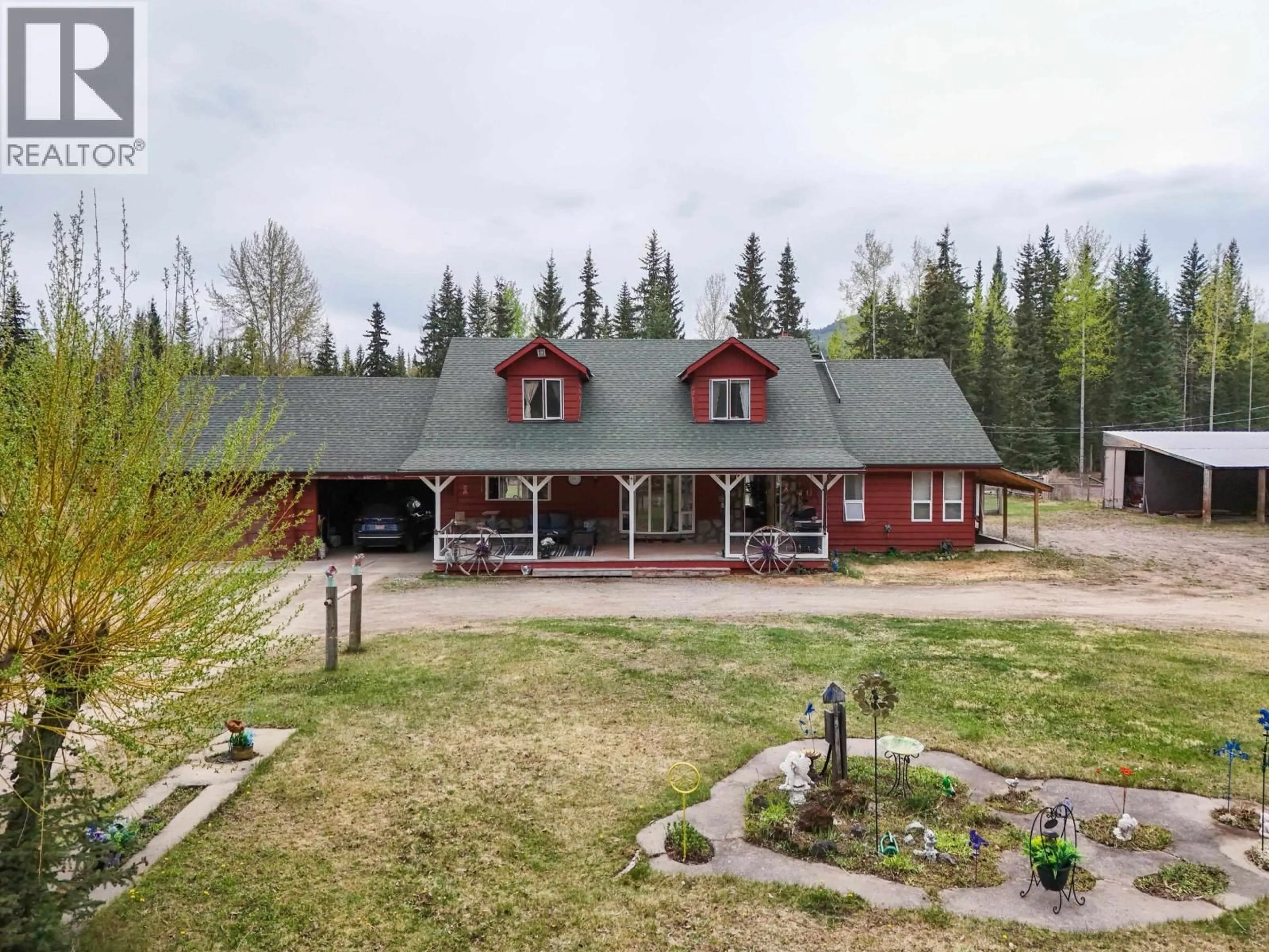 A pic from outside/outdoor area/front of a property/back of a property/a pic from drone, unknown for 571 YETTA ROAD, Bouchie Lake British Columbia V2J3H9