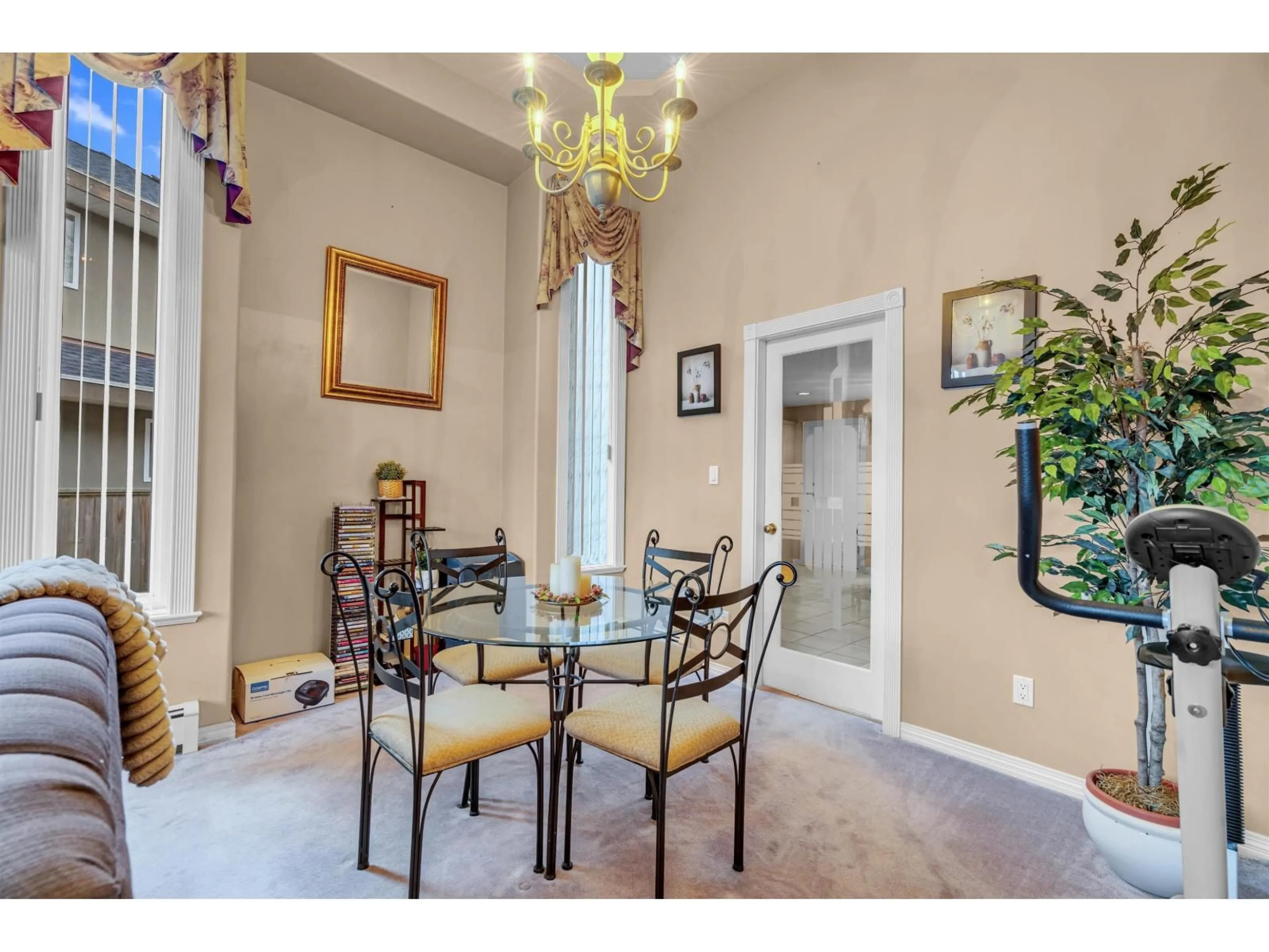 Dining room, unknown for 15878 99A AVENUE, Surrey British Columbia V4N2A7
