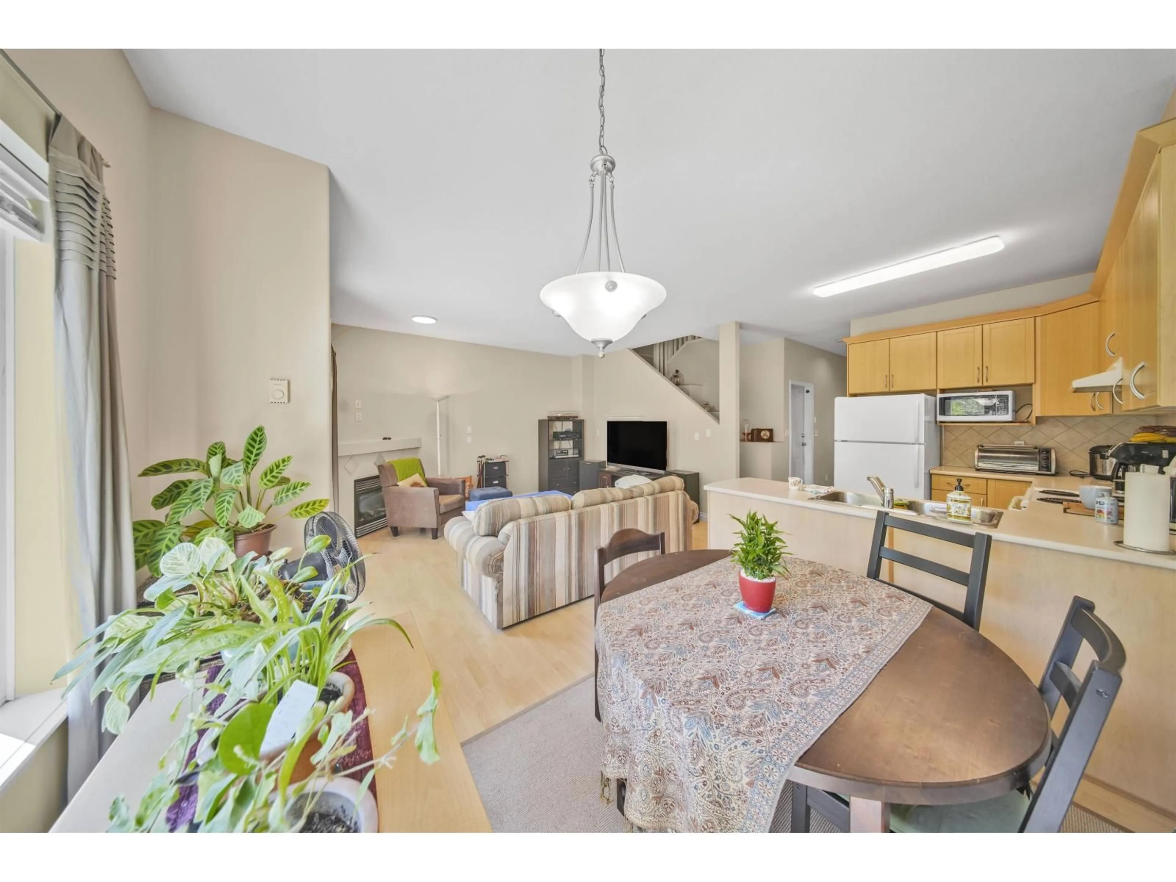 Open concept kitchen, unknown for 34 - 18181 68 AVENUE, Surrey British Columbia V3S9J1