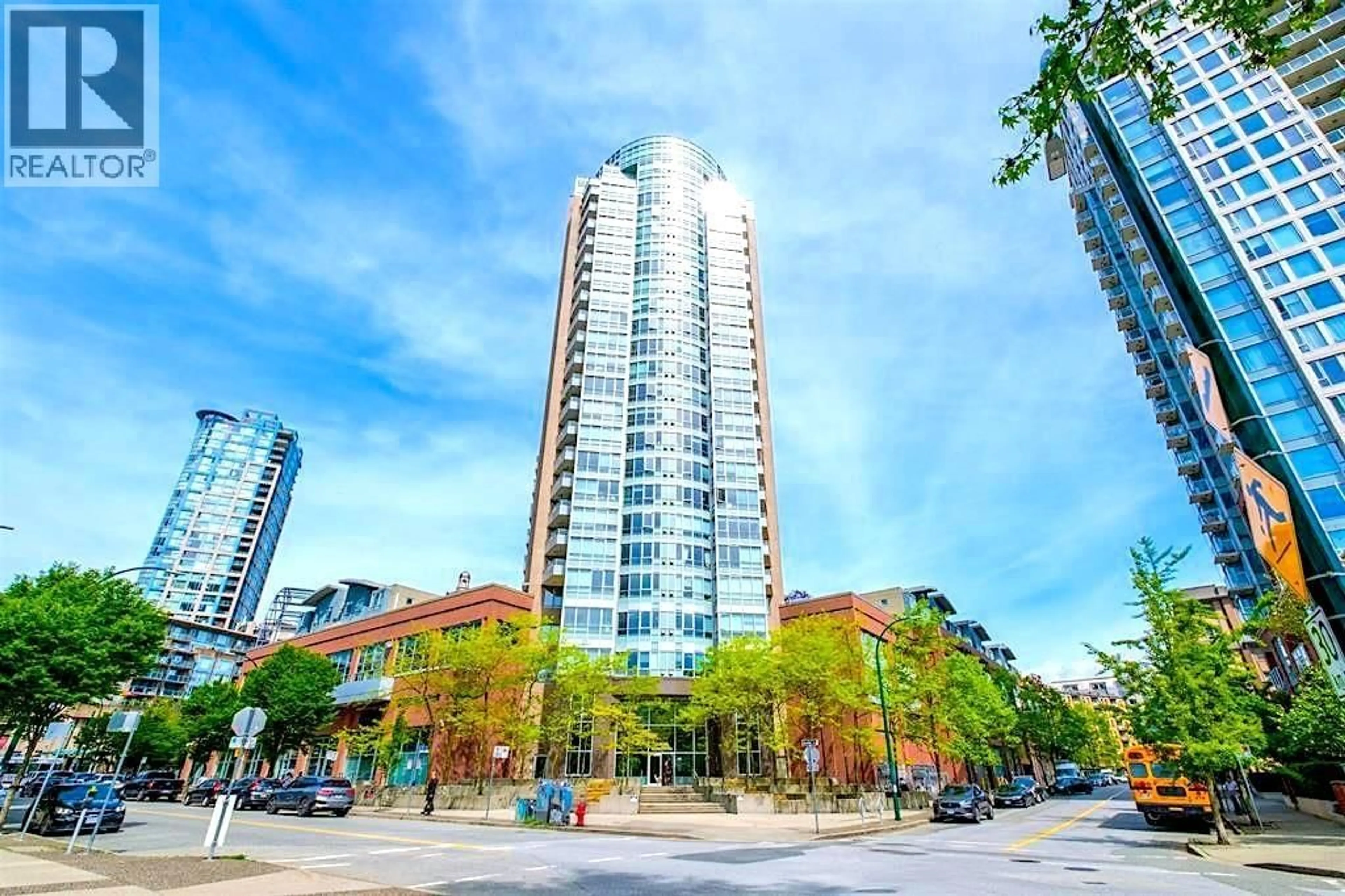 Patio, unknown for 703 - 63 KEEFER PLACE, Vancouver British Columbia V6B6N6
